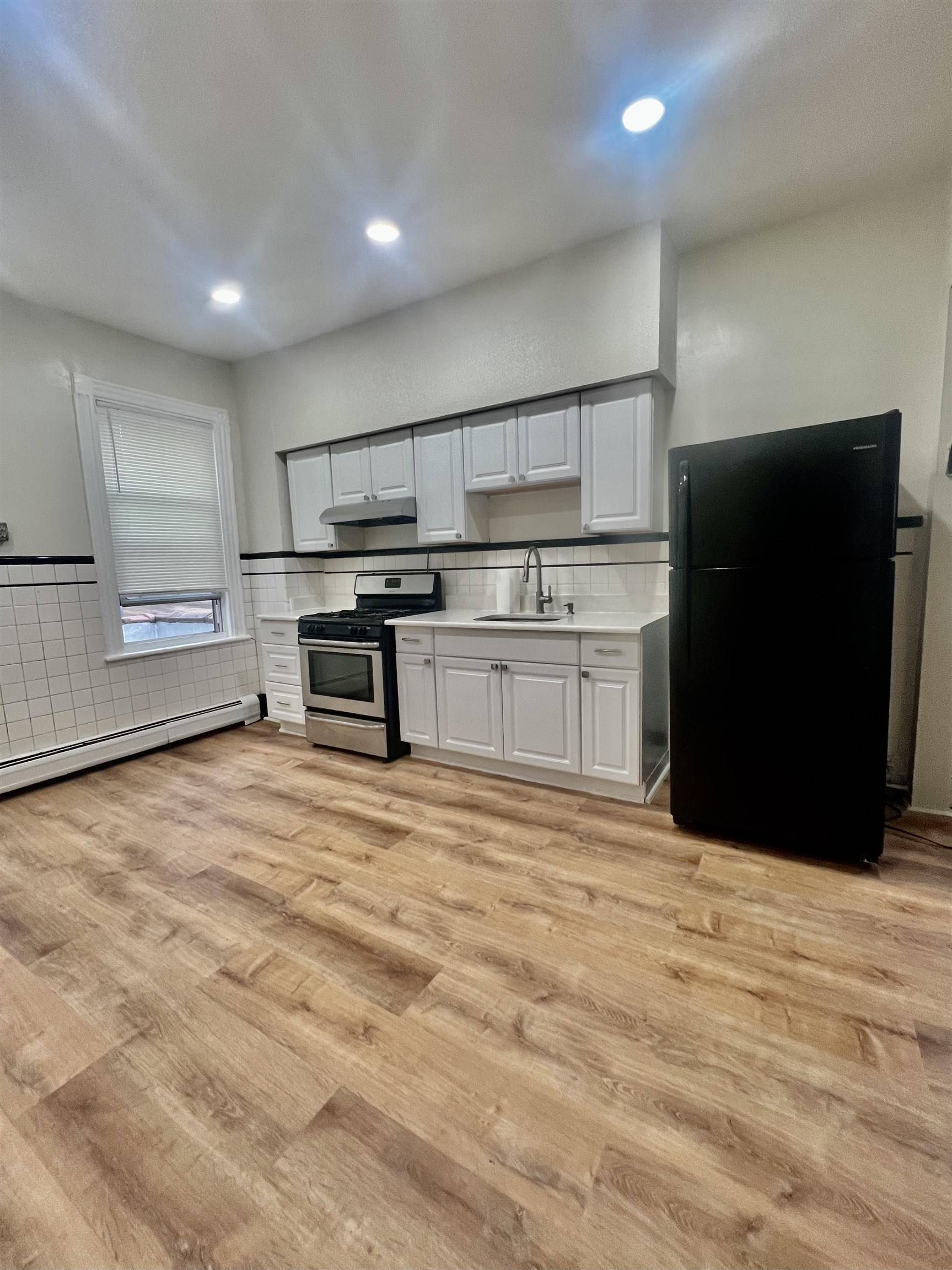 Union City, NJ 07087,708 6TH ST
