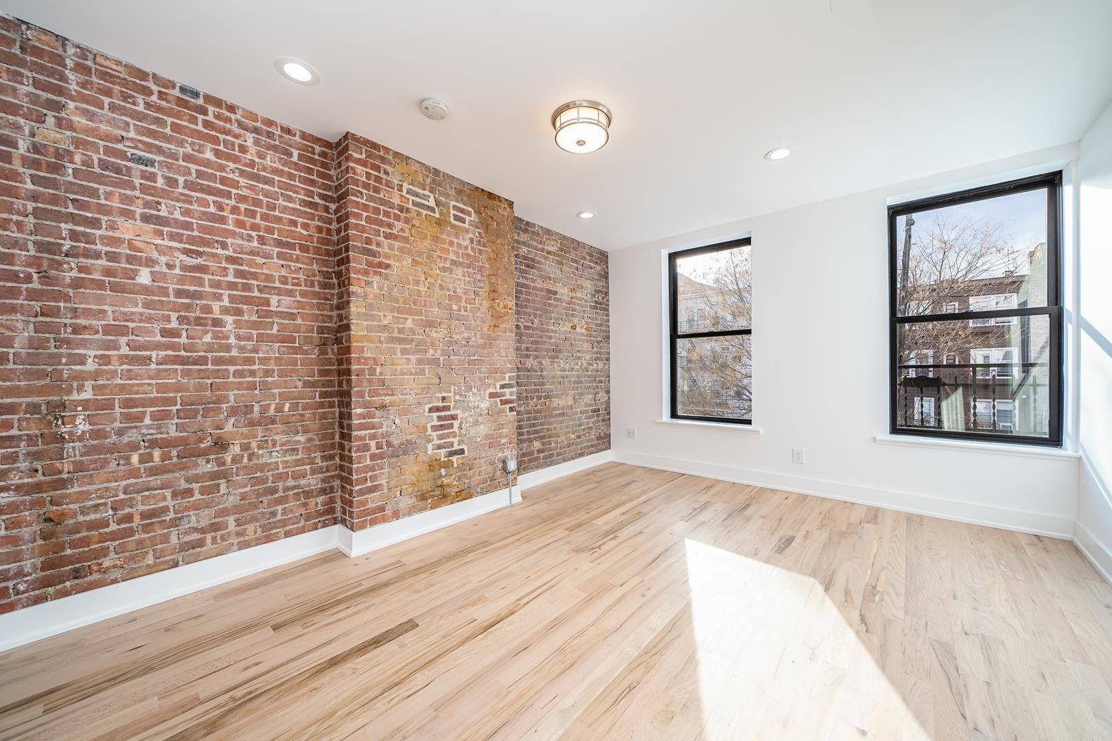 Hoboken, NJ 07030,230 WILLOW AVE  #3