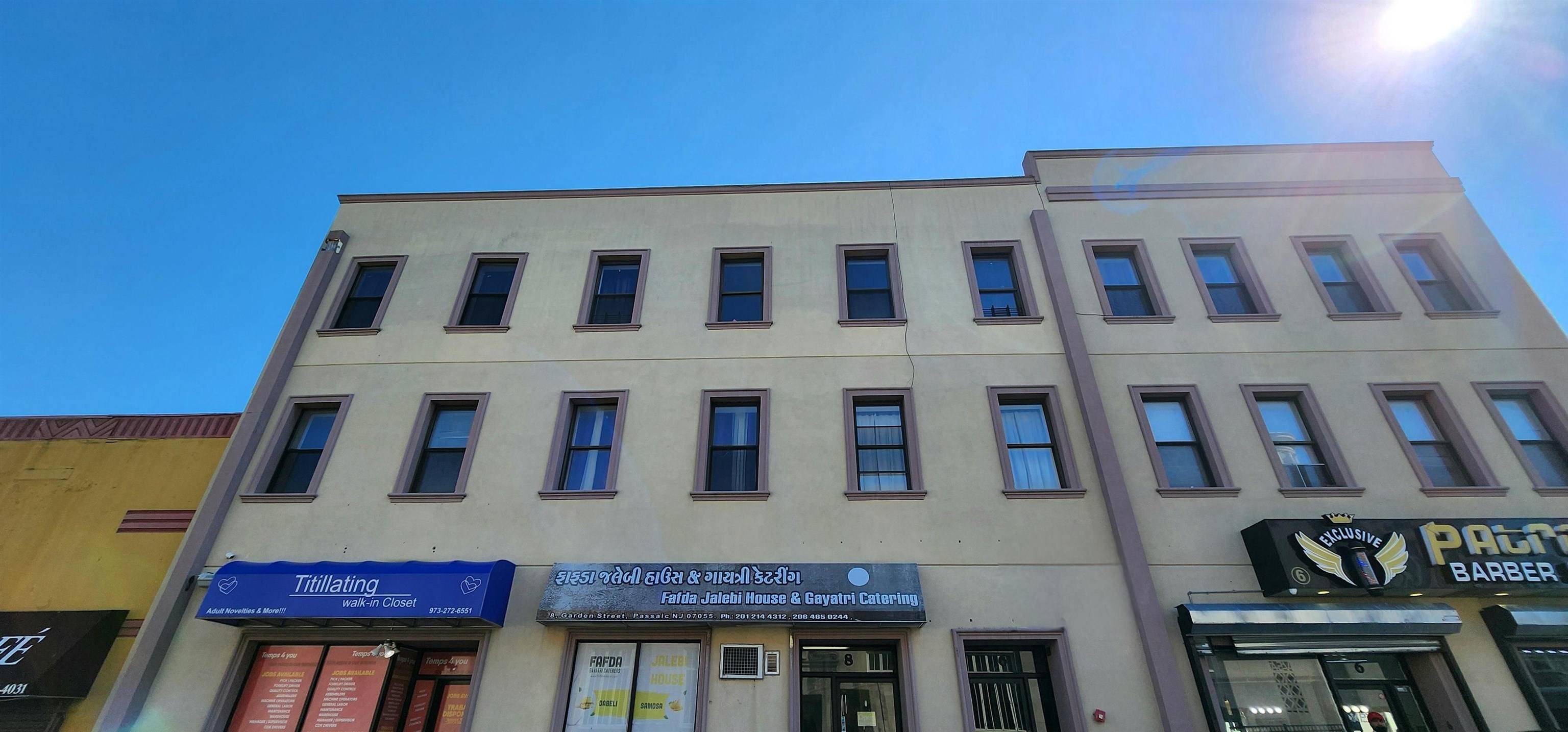 Passaic, NJ 07055,6 GARDEN ST  #6