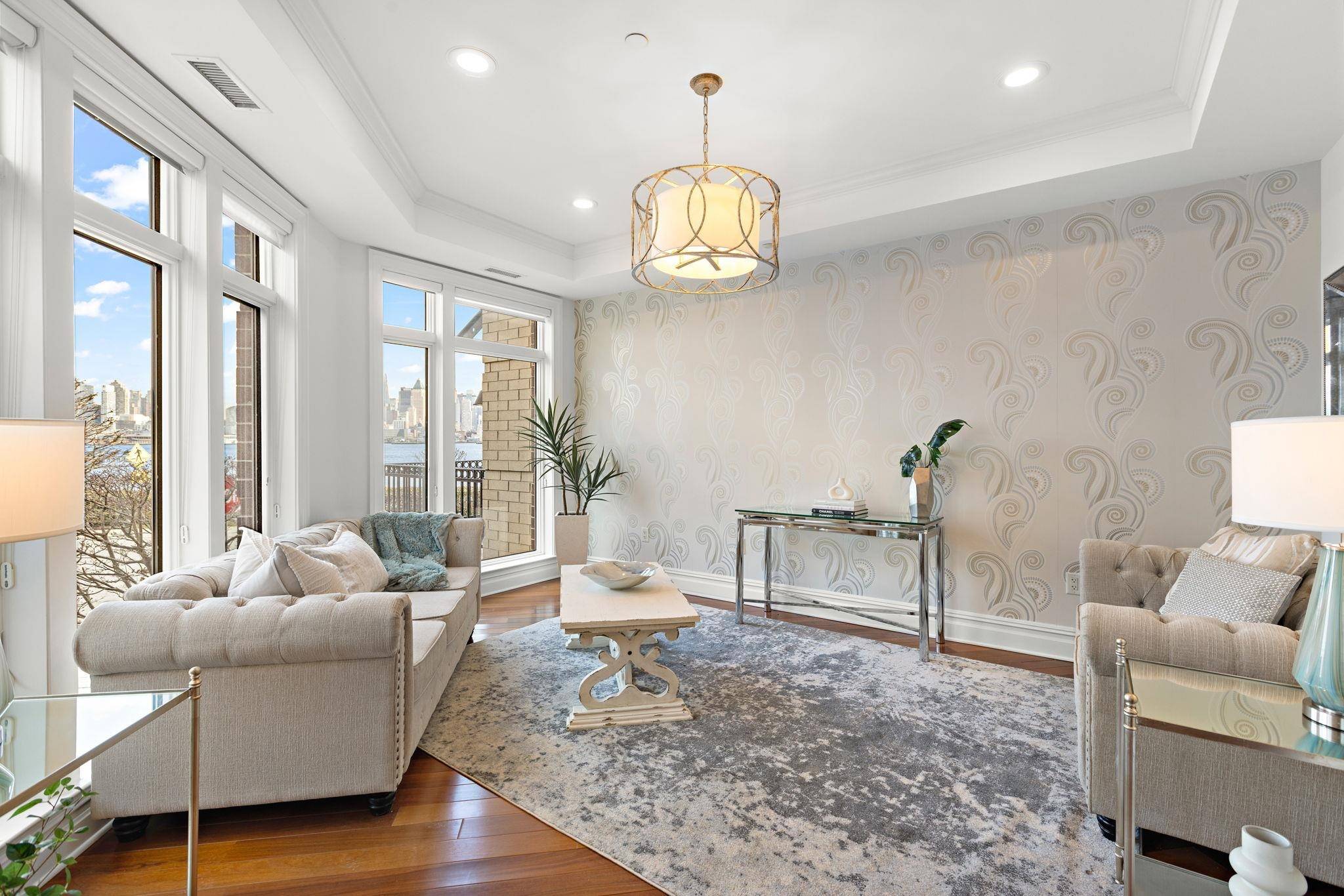 Weehawken, NJ 07086,TH1 OXFORD LANDING