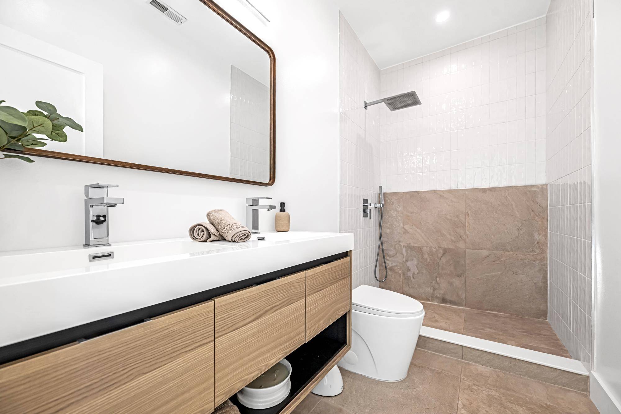 Weehawken, NJ 07086,127 JANE ST