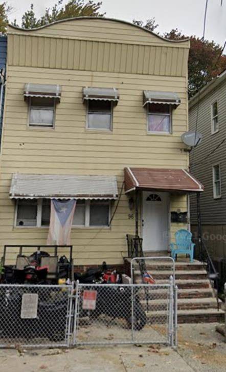Jc Bergen-lafayett, NJ 07305,96 ORIENT AVE  #2