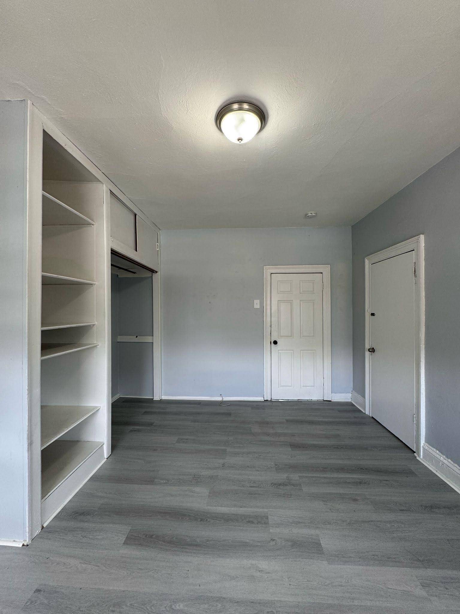 Jc Bergen-lafayett, NJ 07305,96 ORIENT AVE  #2