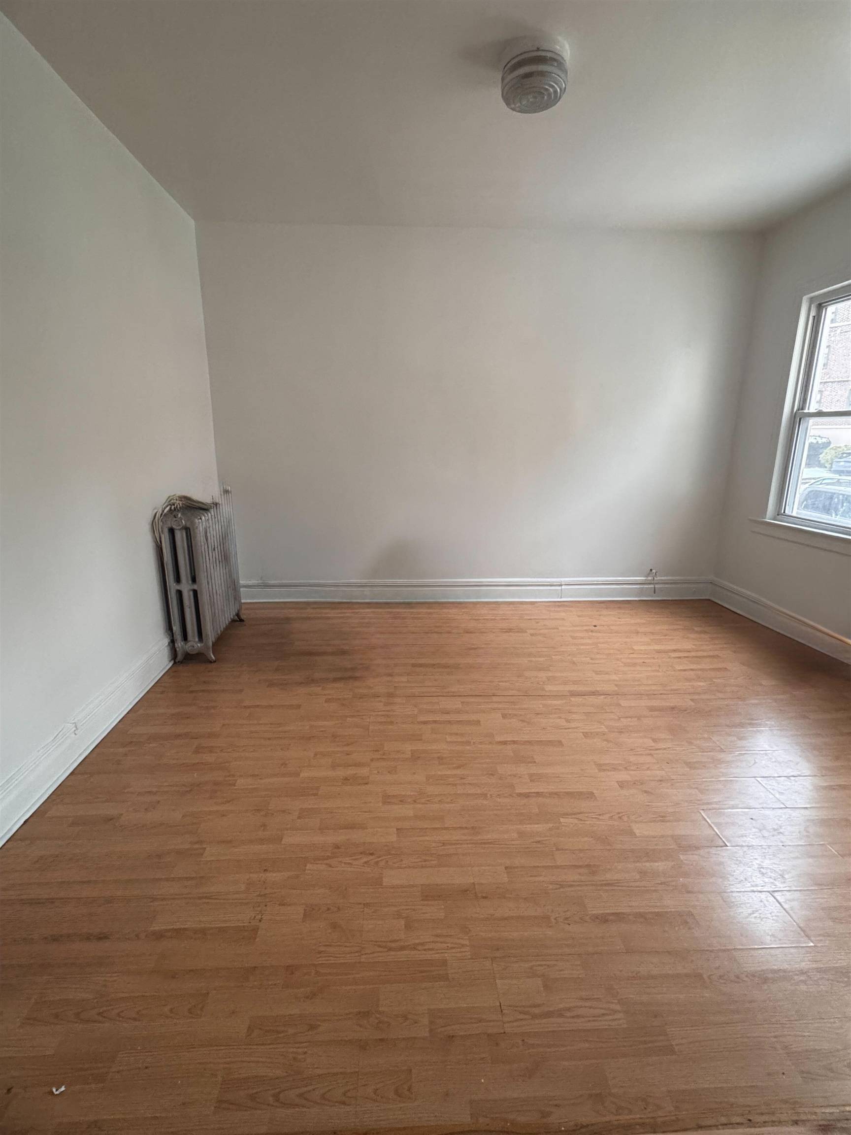 Jc Bergen-lafayett, NJ 07305,318 RANDOLPH AVE  #1