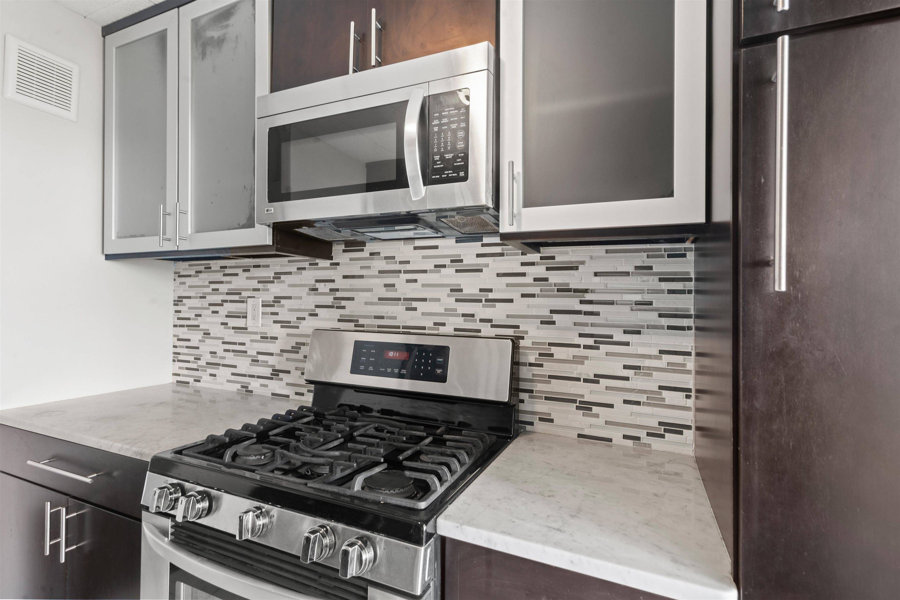North Bergen, NJ 07047,9060 PALISADE AVE  #706