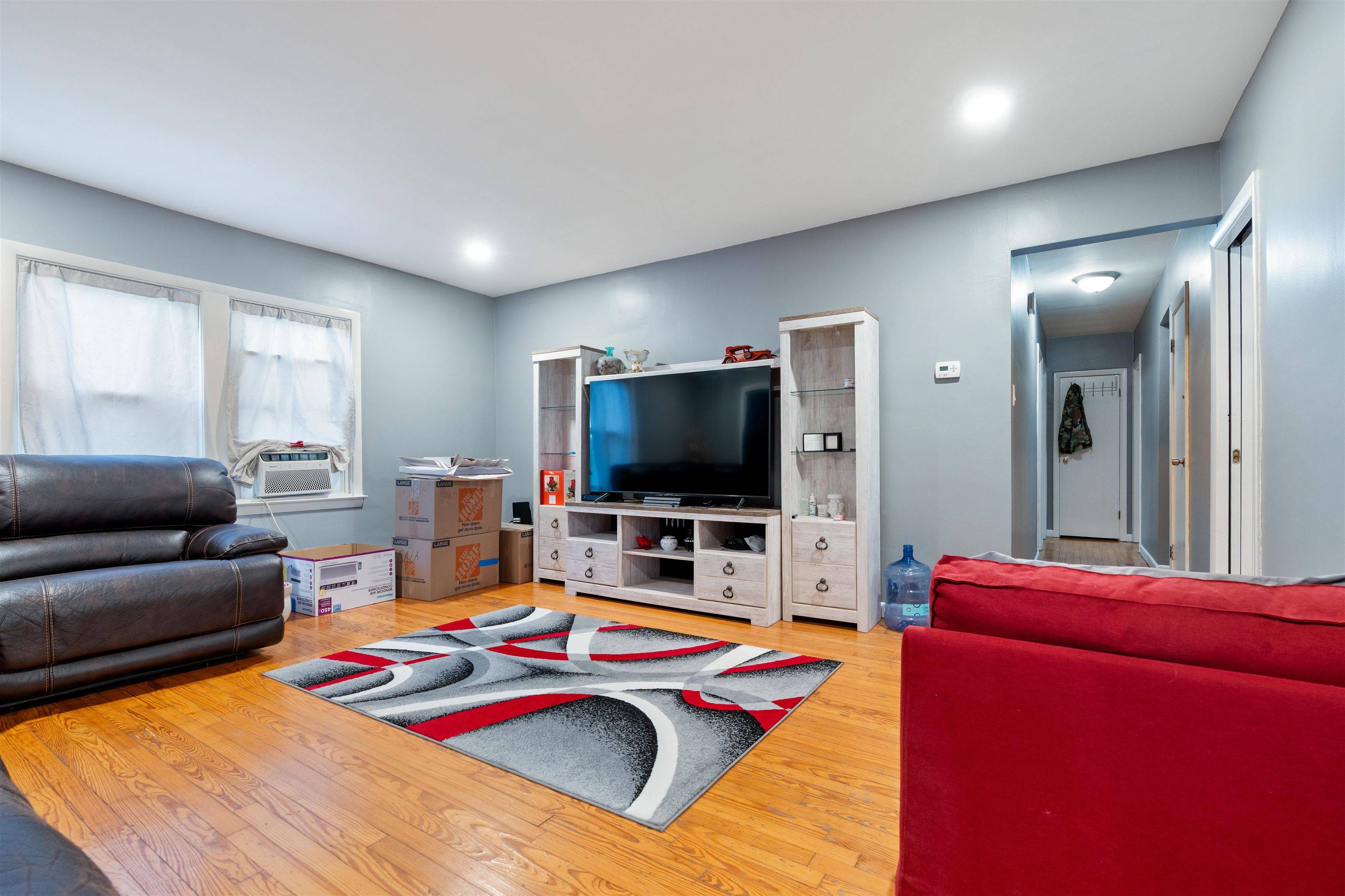 Bayonne, NJ 07002,21 WEST 14TH ST  #1