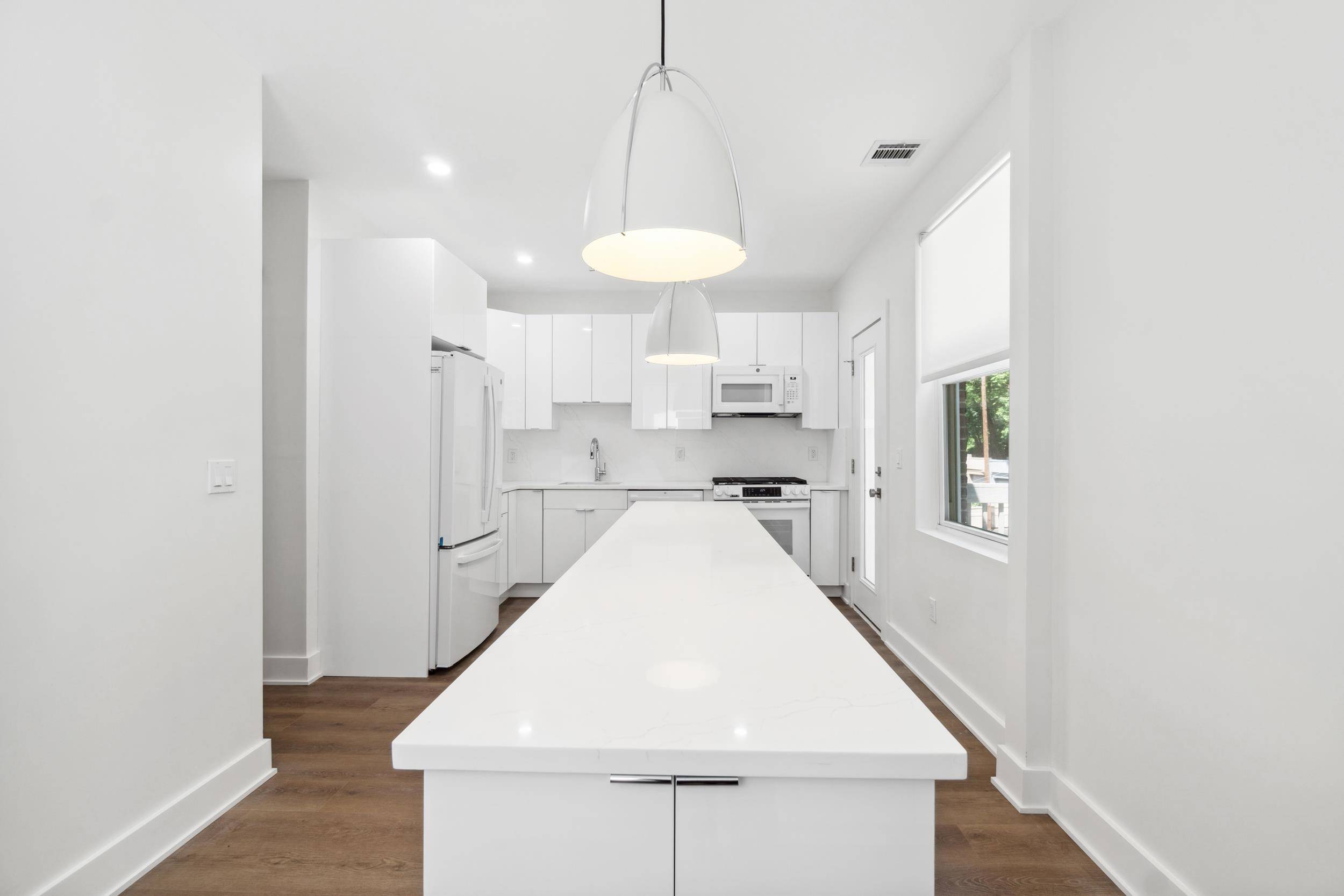 Weehawken, NJ 07086,632 BLVD EAST  #2