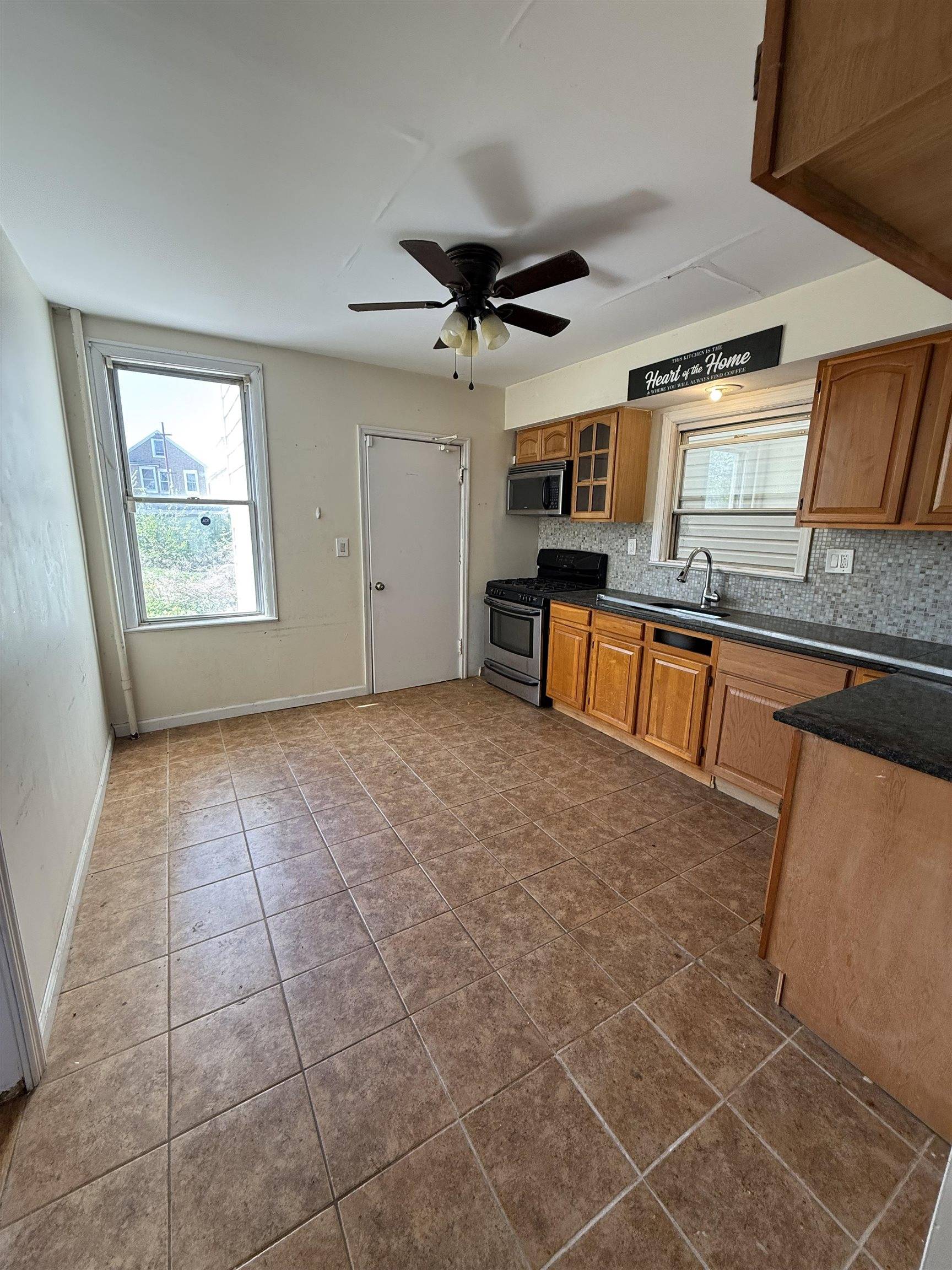 Bayonne, NJ 07002,78 WEST 27TH ST