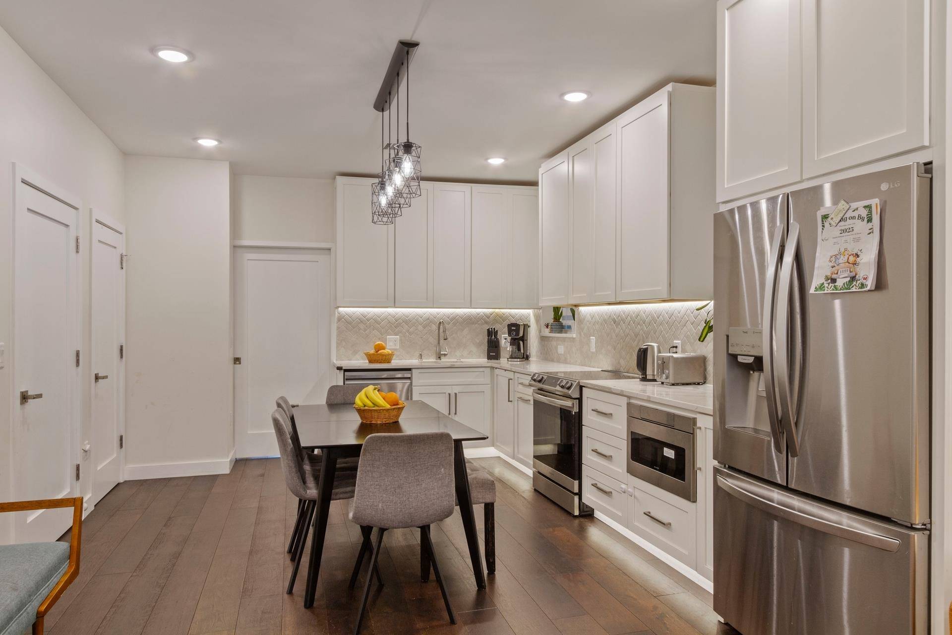 Weehawken, NJ 07086,431 GREGORY AVE  #1
