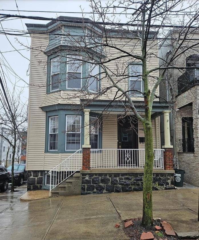West New York, NJ 07093,553 65TH ST