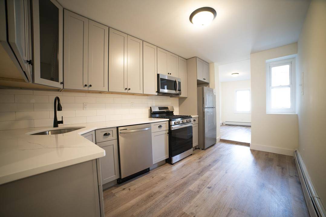 Union City, NJ 07087,206 48TH ST  #2