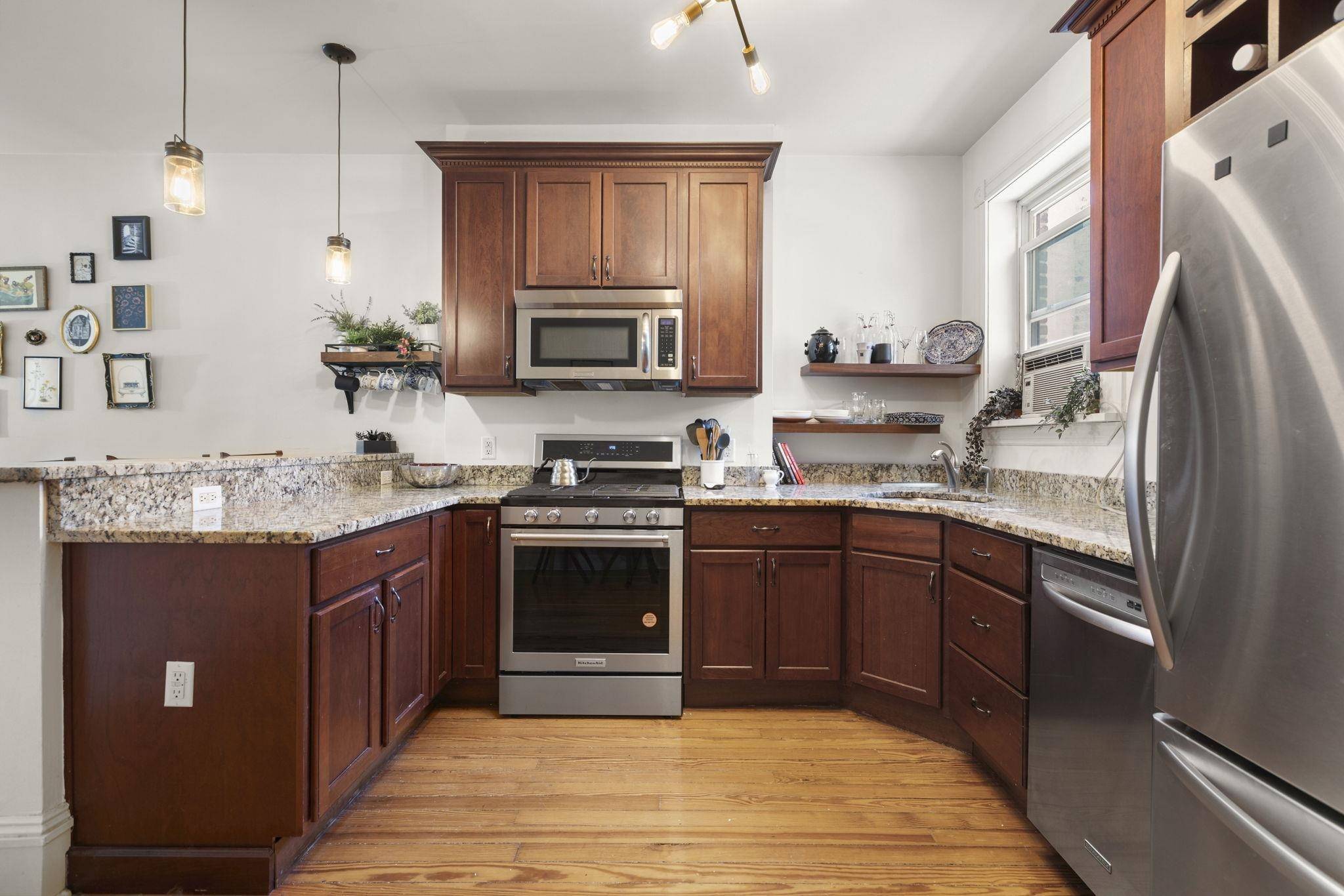 Hoboken, NJ 07030,1114 HUDSON ST  #9