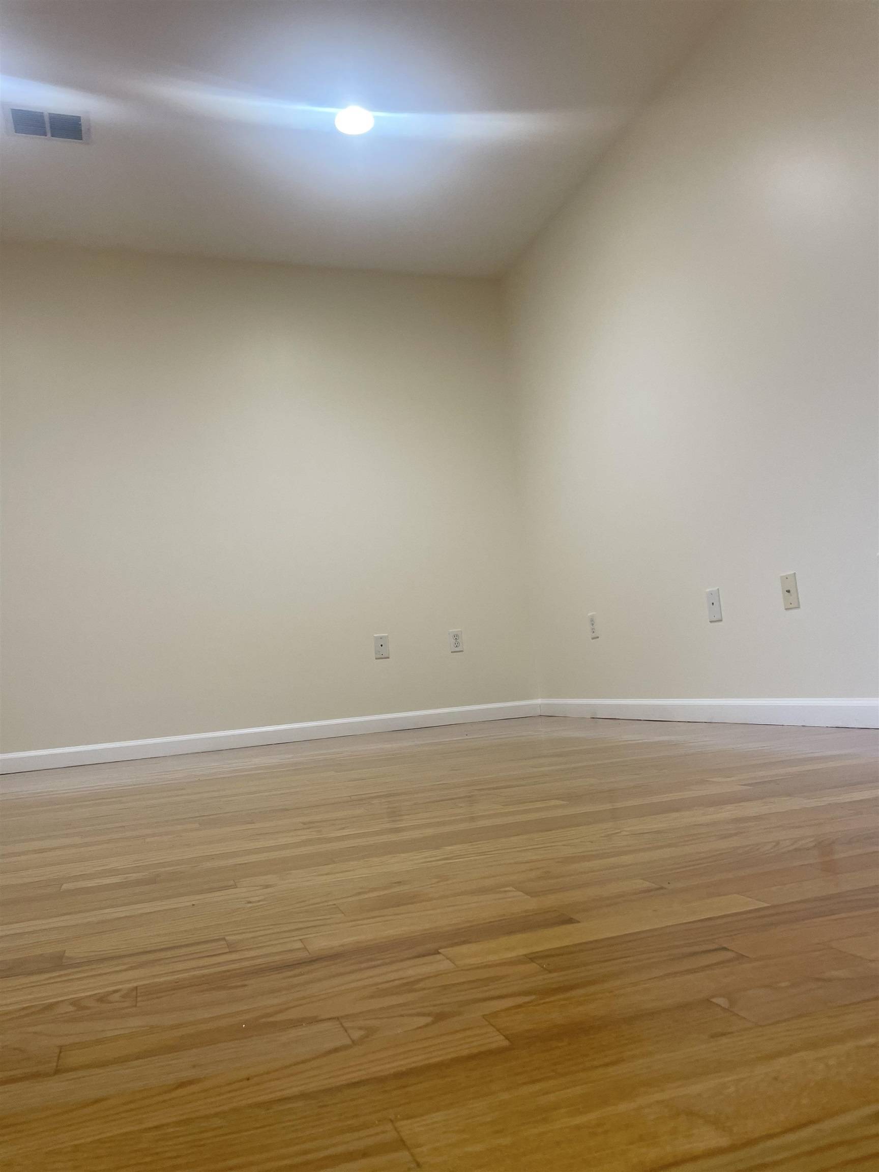 Jc Heights, NJ 07307,236 SOUTH ST  #2