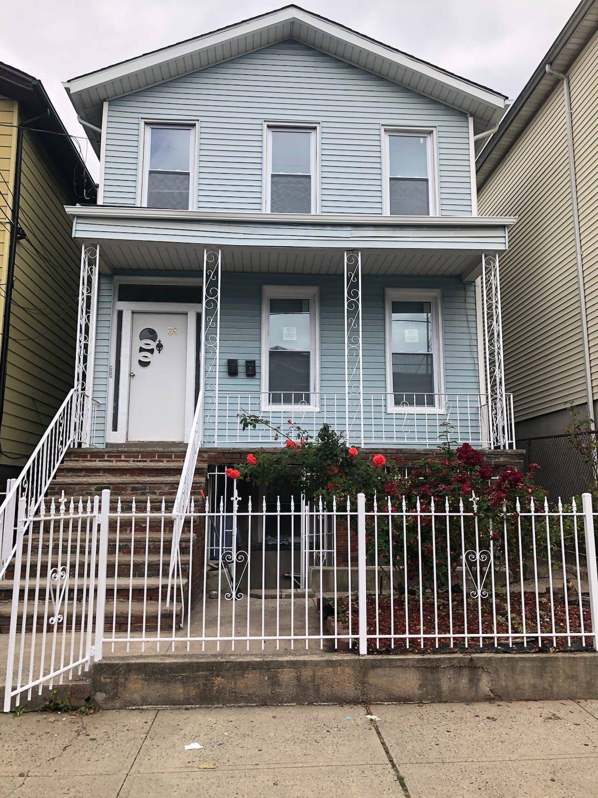 Jc Journal Square, NJ 07304,38 JEWETT AVE  #2