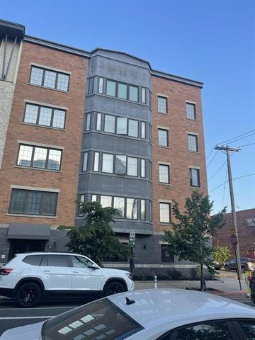 Hoboken, NJ 07030,701 MONROE ST  #2C