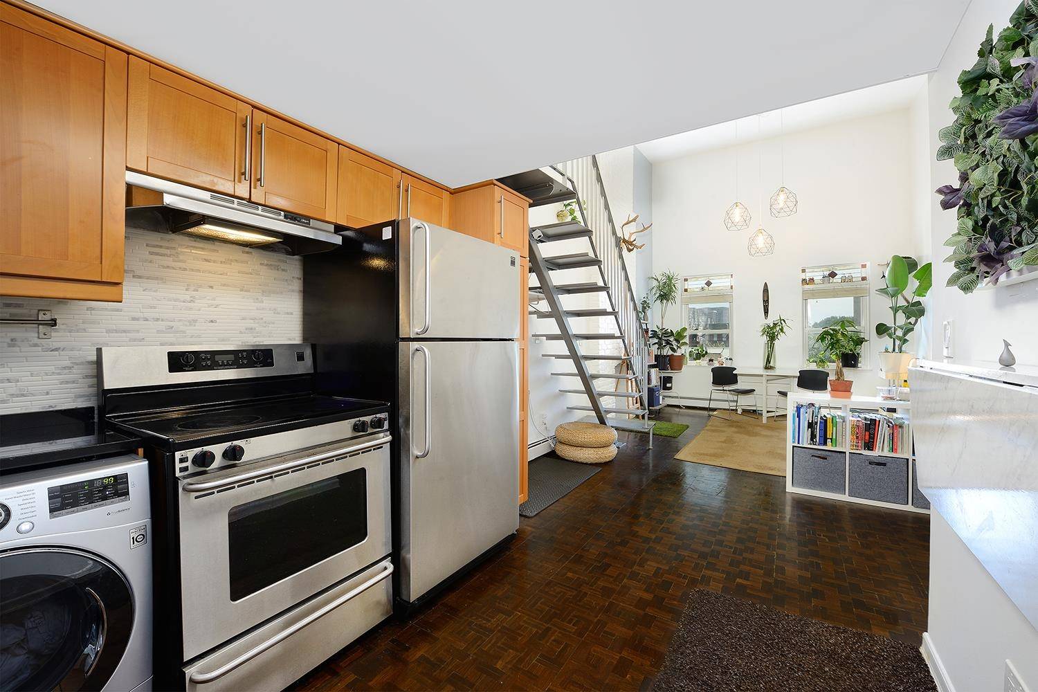 Jc Downtown, NJ 07302,212 9TH ST  #4B