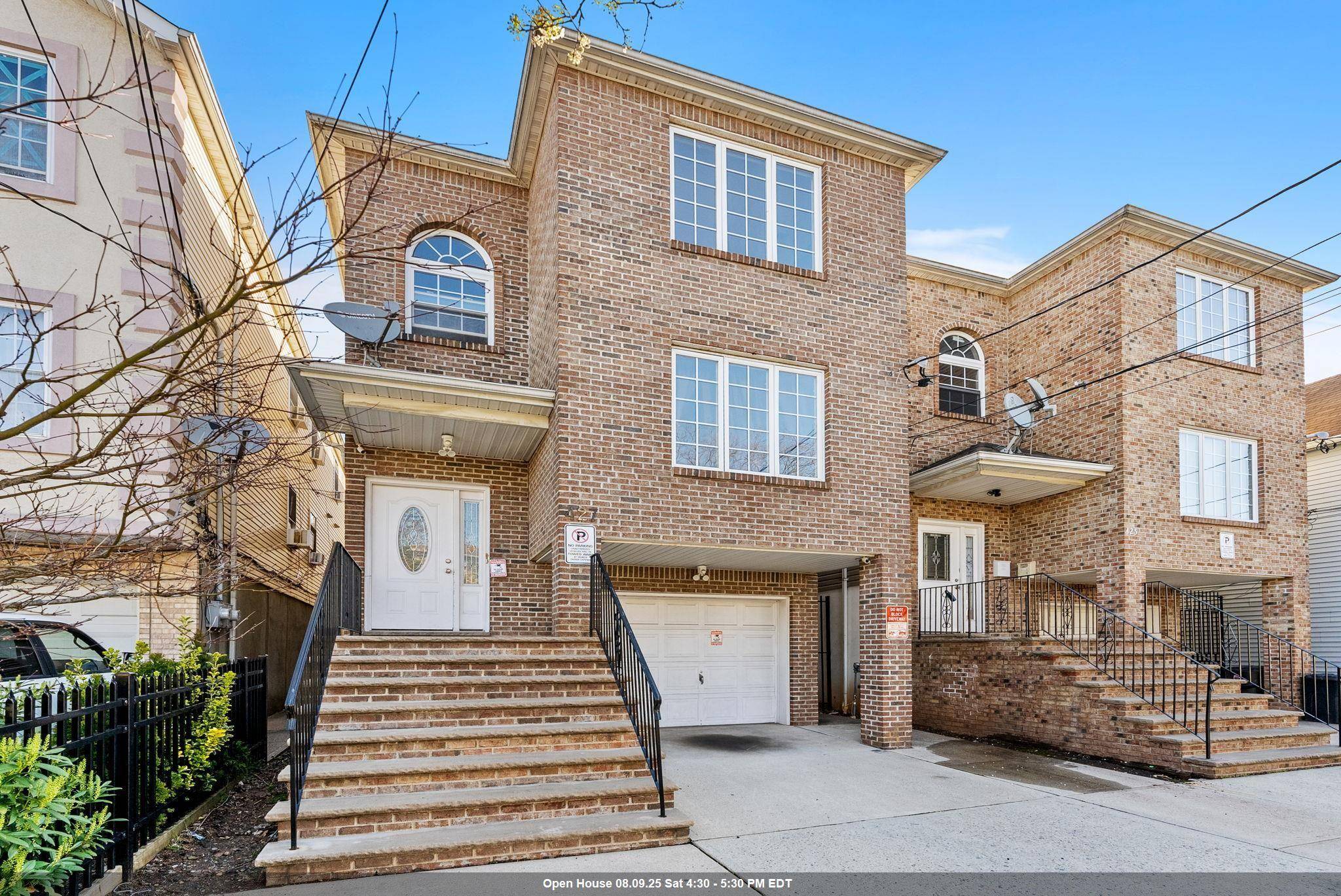 Elizabeth, NJ 07206,427 FULTON ST  #2