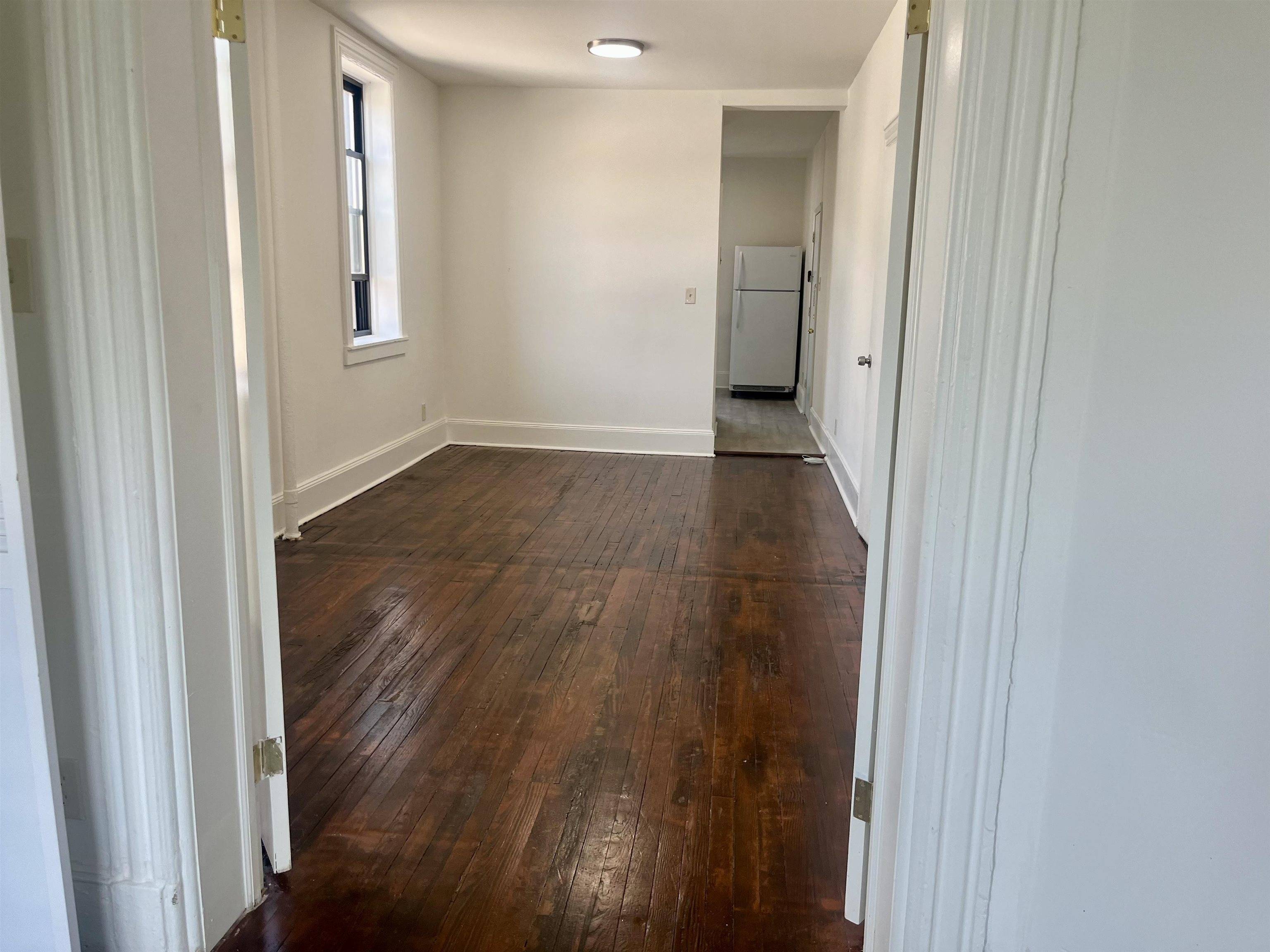 Hoboken, NJ 07030,219 PARK AVE  #11