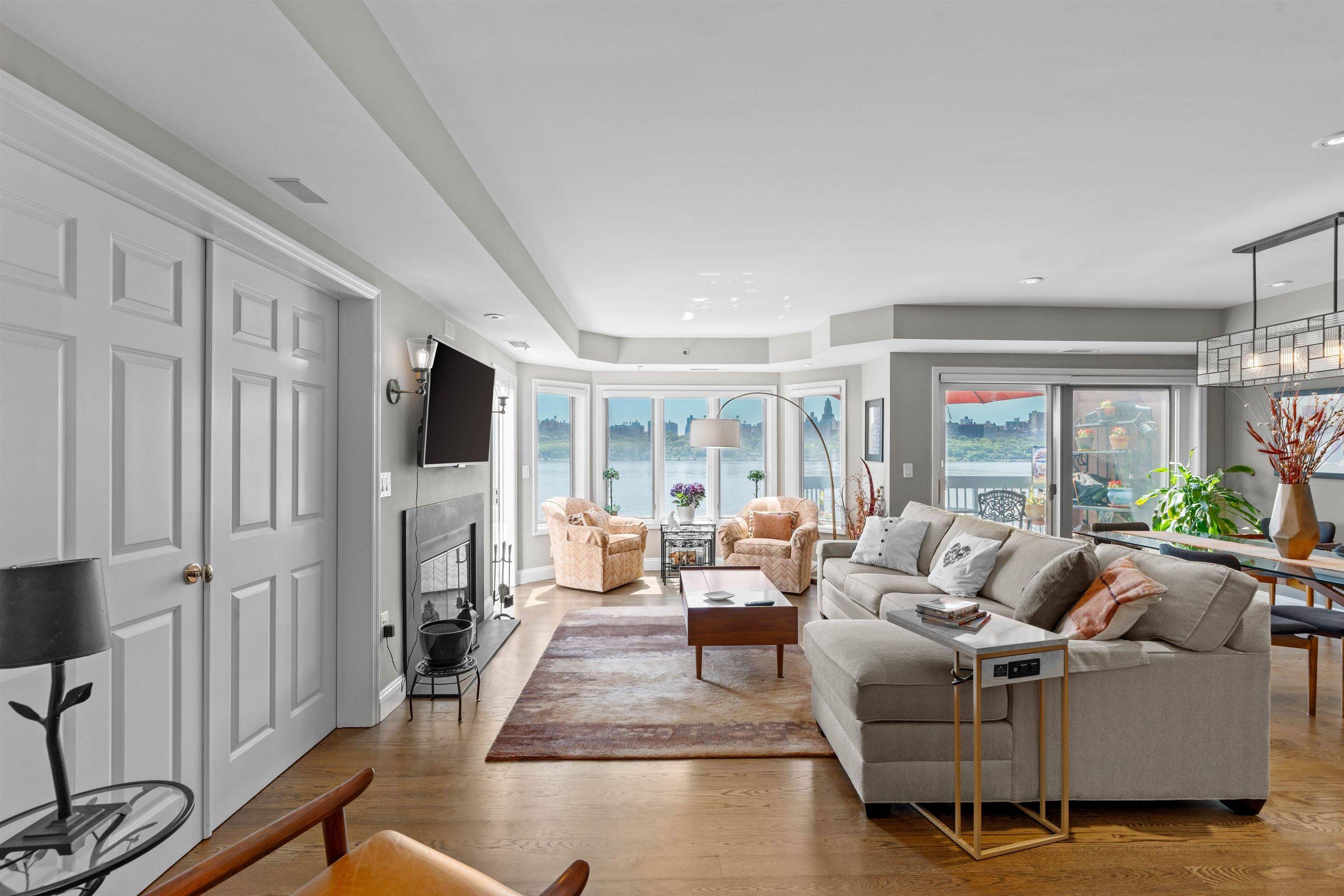 Edgewater, NJ 07020,403 JEFFERSON CT