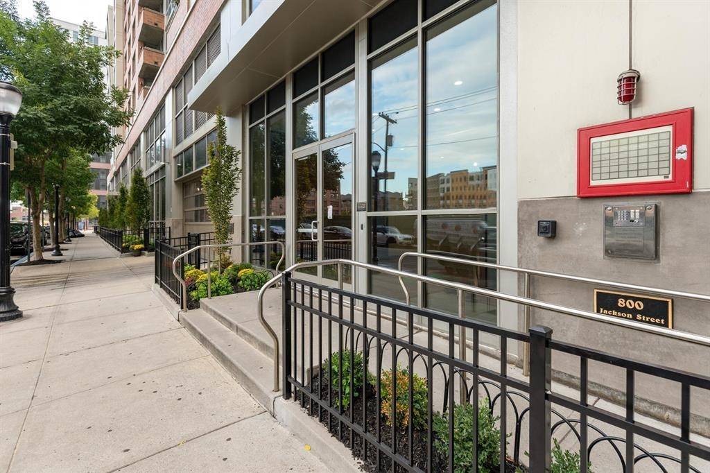 Hoboken, NJ 07030,800 JACKSON ST  #304