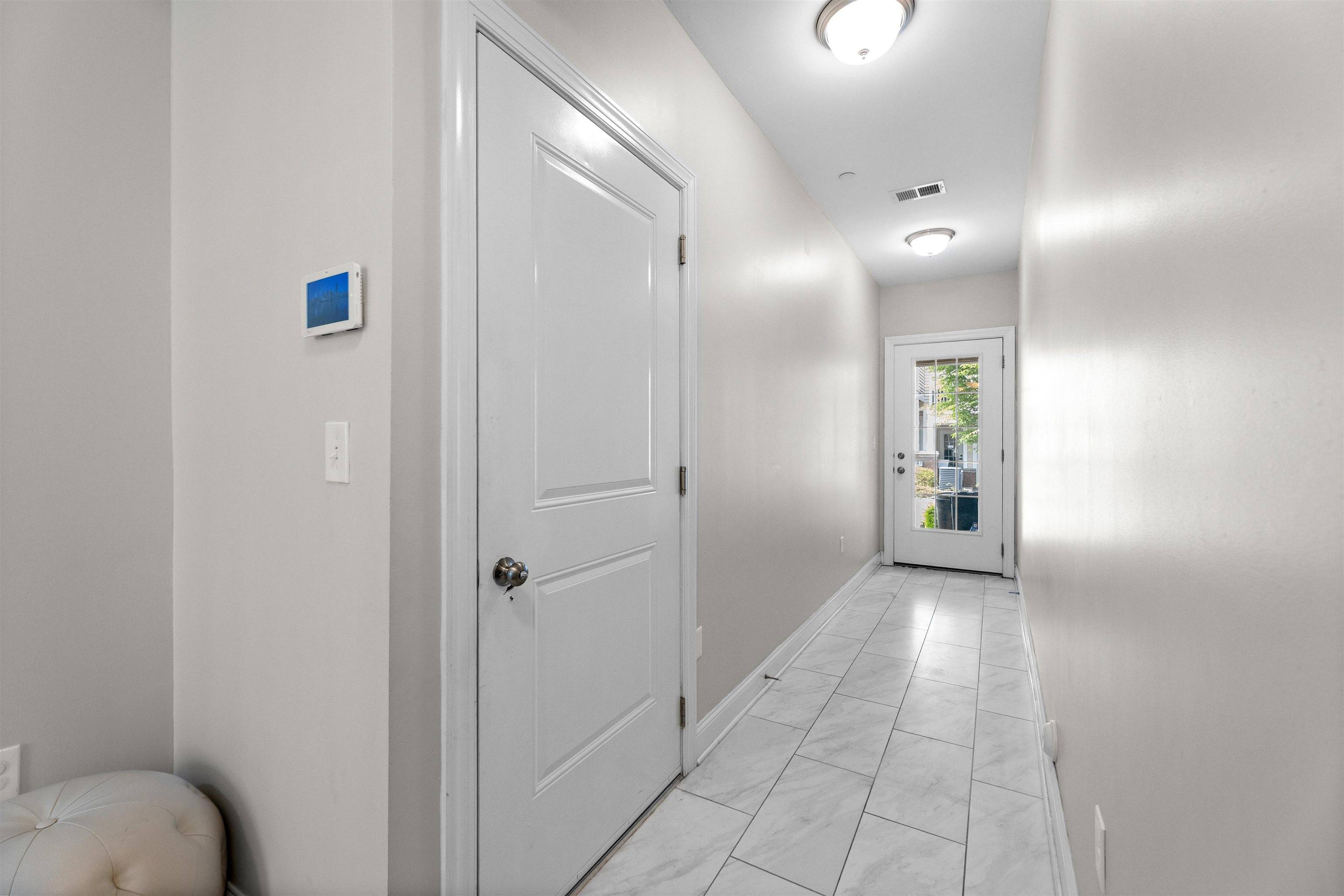 Wood-ridge, NJ 07075,129 ROOSEVELT DR
