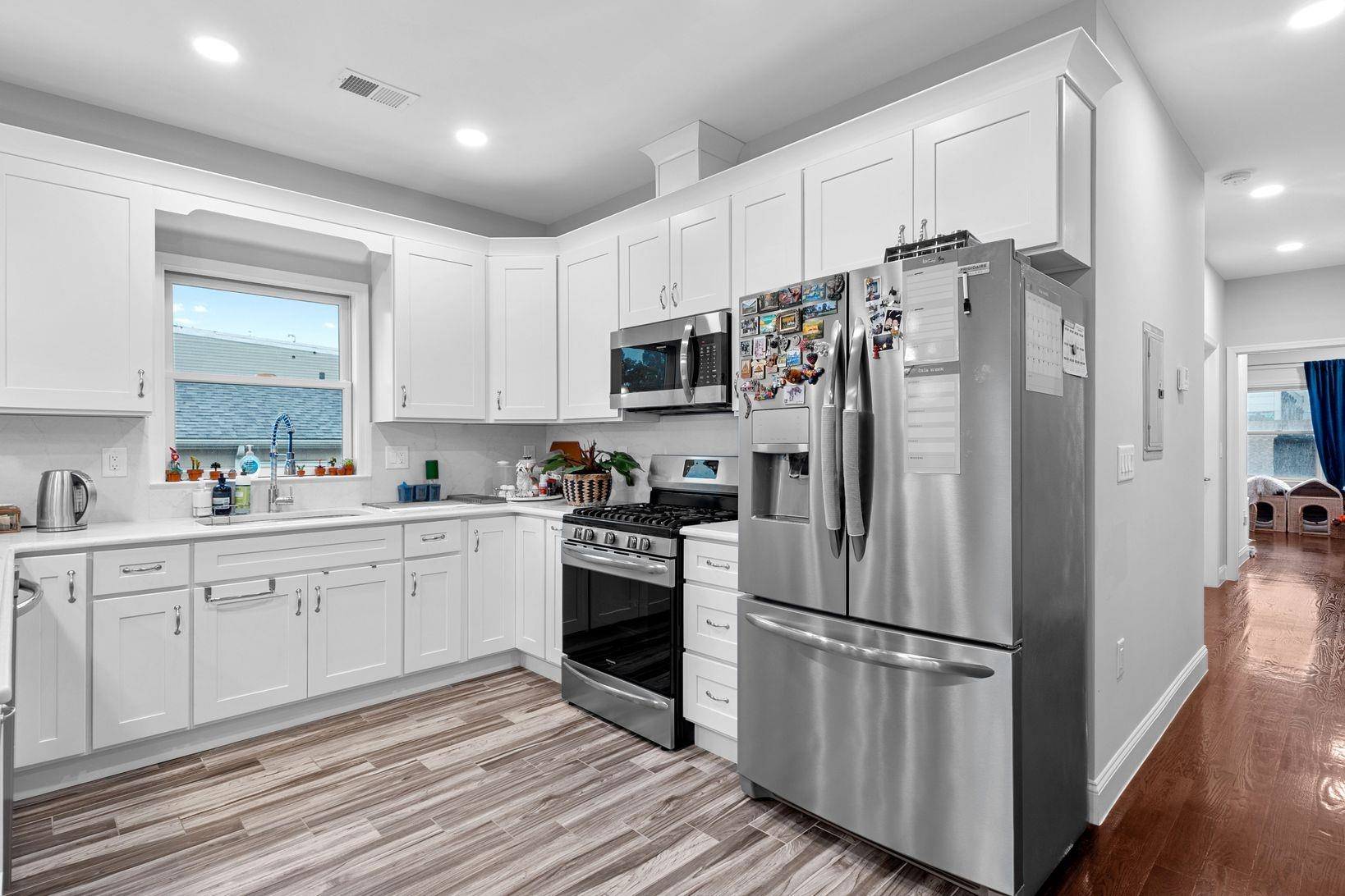 Jc Heights, NJ 07307,42 GRACE ST  #2