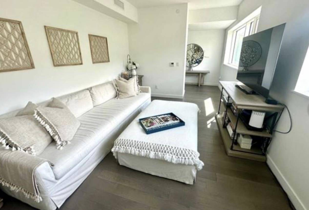 Weehawken, NJ 07086,800 AVENUE AT PORT IMPERIAL  #323