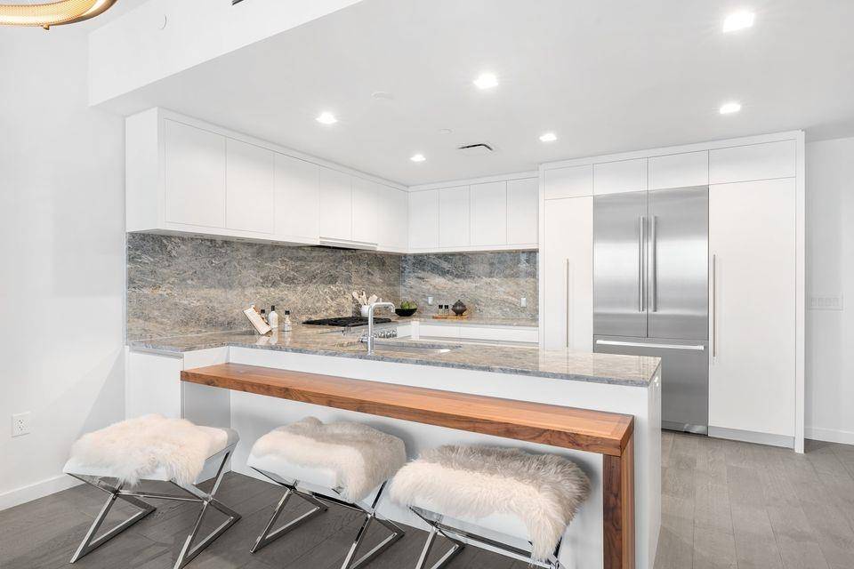 Cliffside Park, NJ 07010,320 ADOLPHUS AVE  #909