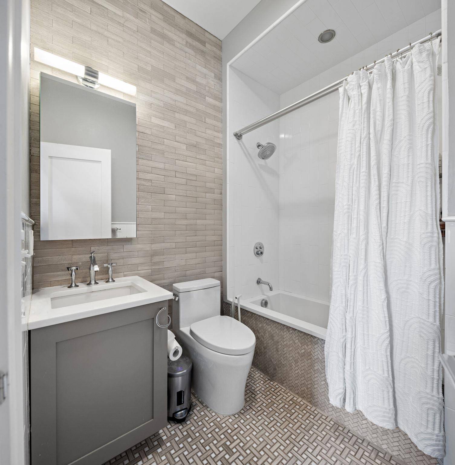 Hoboken, NJ 07030,313 WASHINGTON ST  #5
