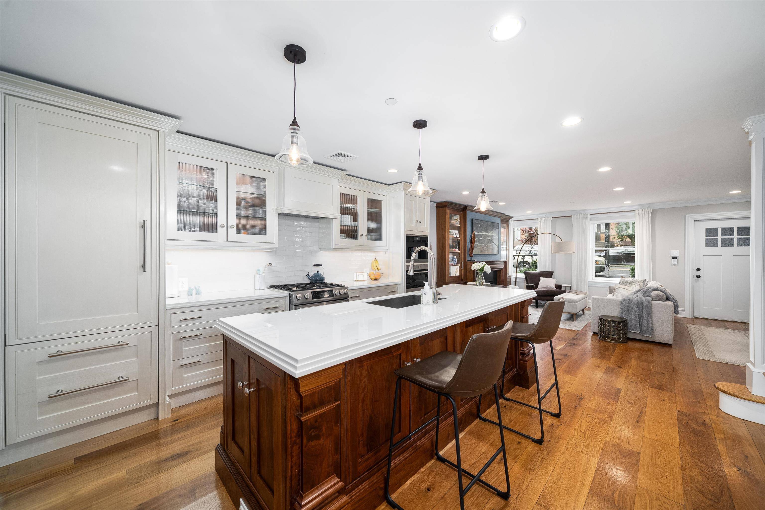 Jc Downtown, NJ 07302,249 GROVE ST  #1
