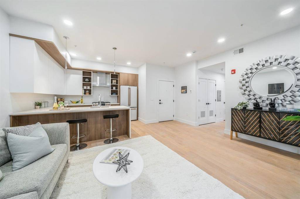 Jc Downtown, NJ 07302,160 BRUNSWICK ST  #304