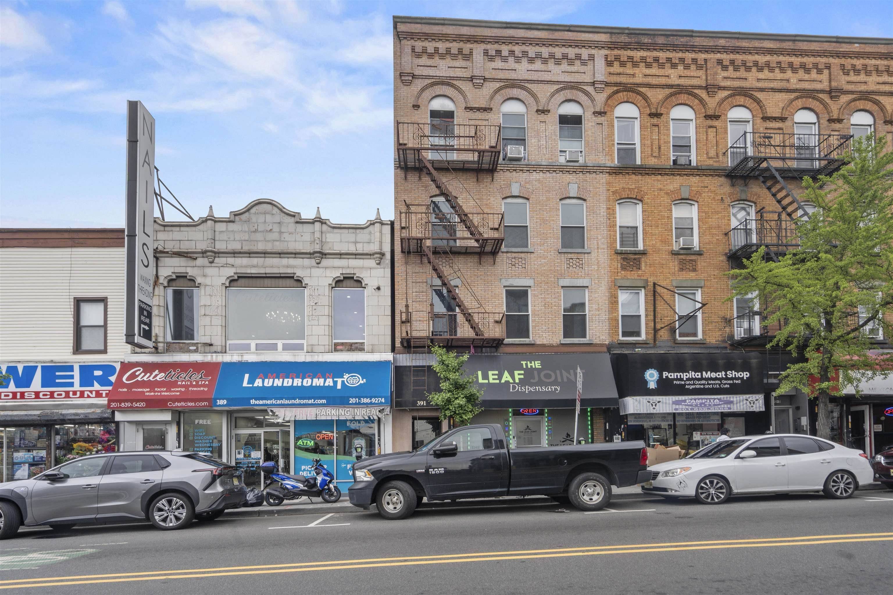 Jc Heights, NJ 07307,391 CENTRAL AVE