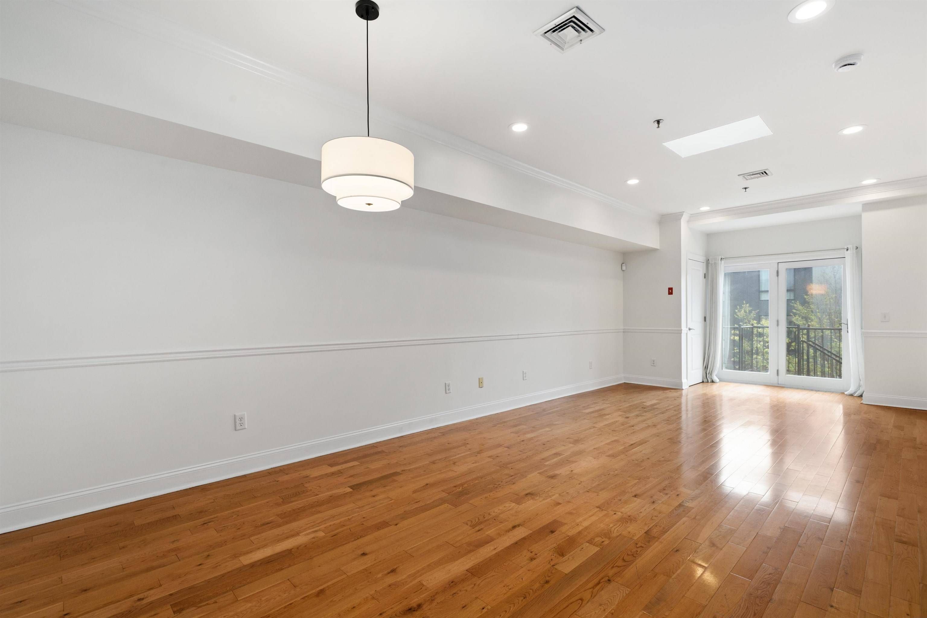 Hoboken, NJ 07030,413 MADISON ST  #4