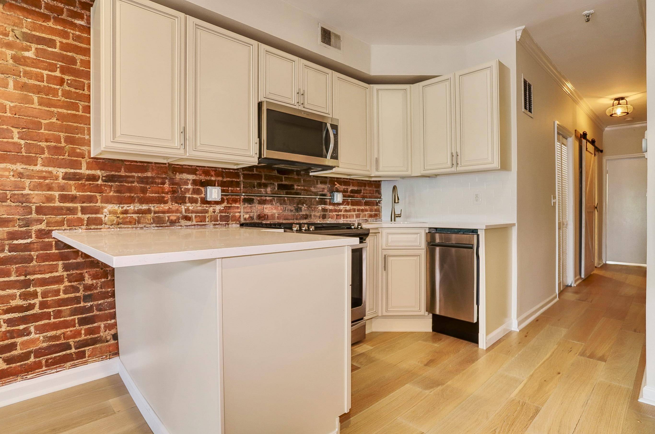 Jc Heights, NJ 07307,116 OGDEN AVE  #GA