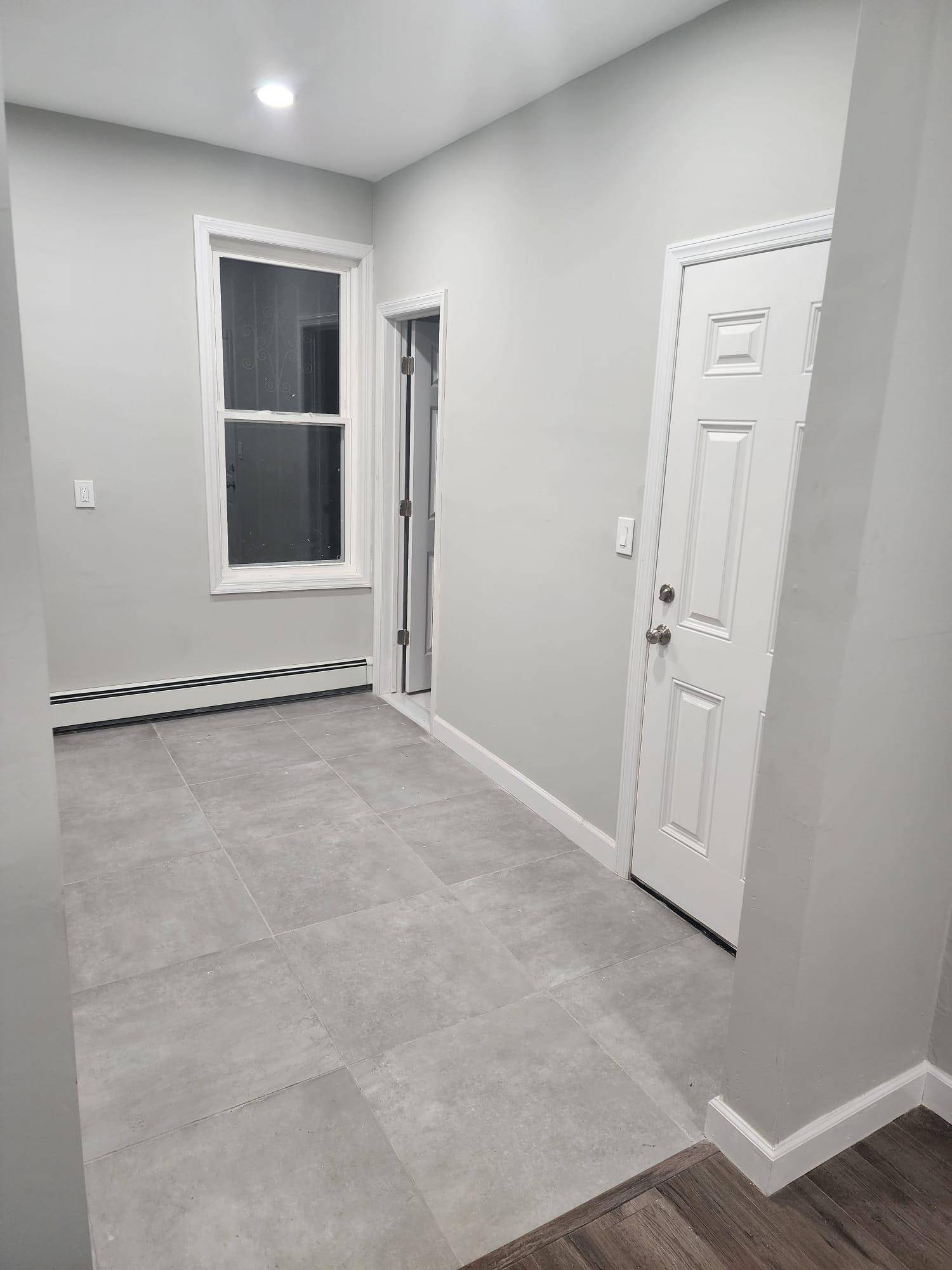 Jc Bergen-lafayett, NJ 07304,281 COMMUNIPAW AVE  #3