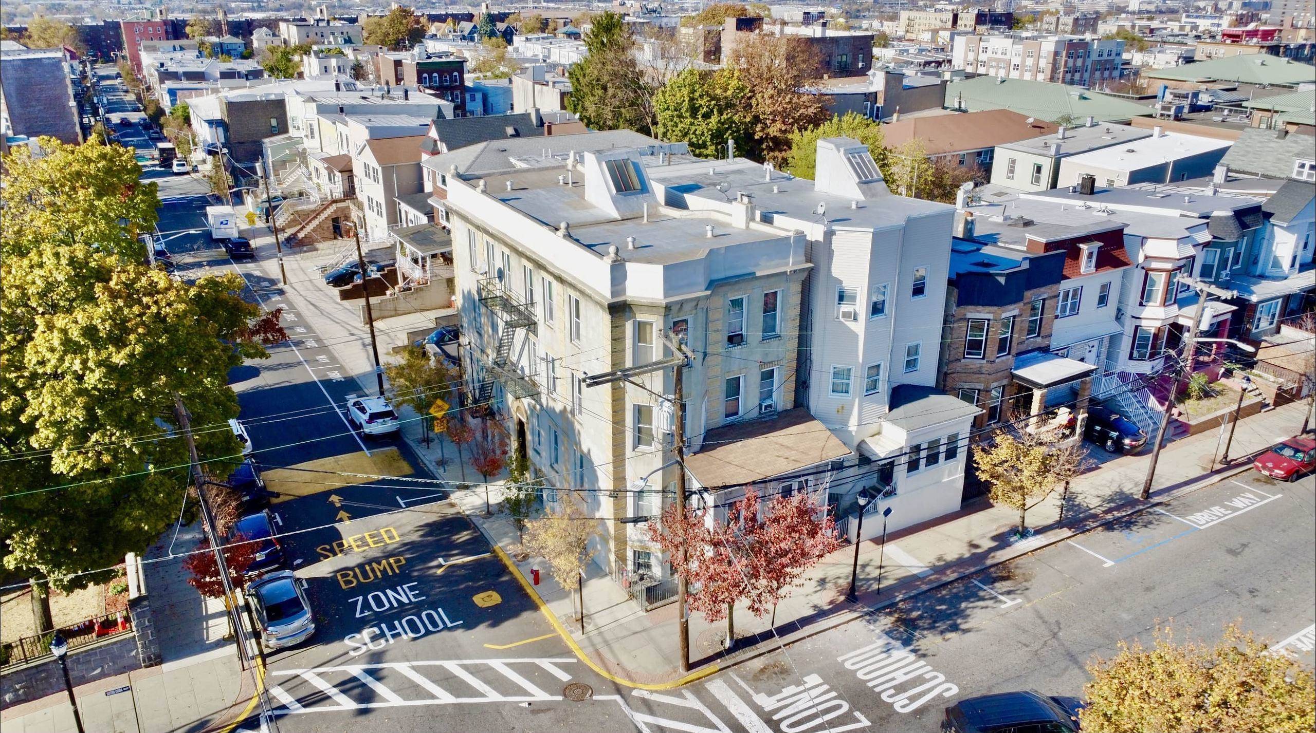 Union City, NJ 07087,702 17TH ST
