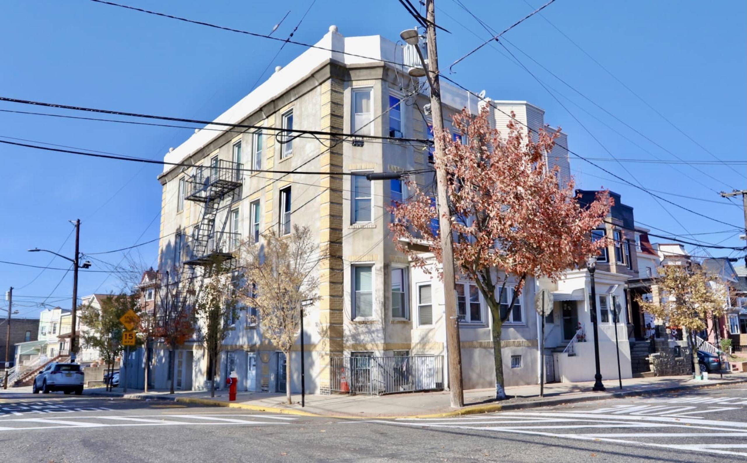 Union City, NJ 07087,702 17TH ST