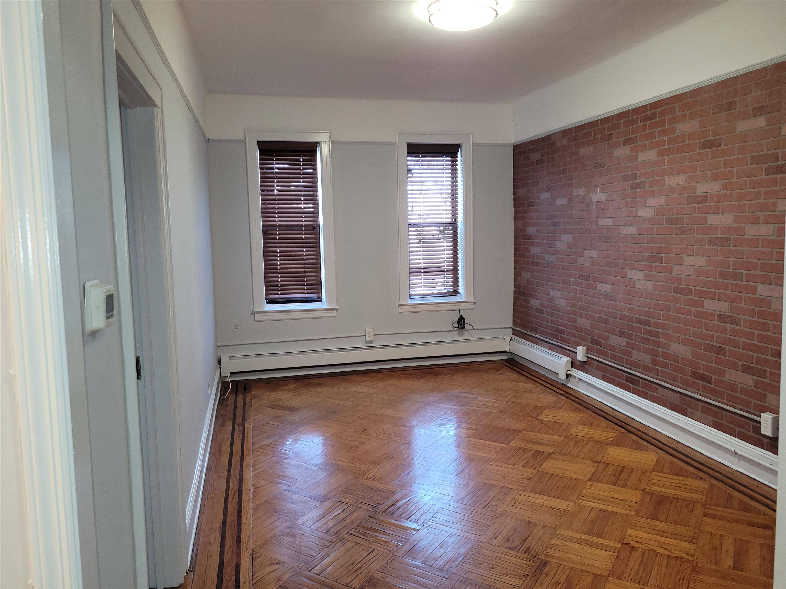 Jc West Bergen, NJ 07304,262 CLENDENNY AVE  #4