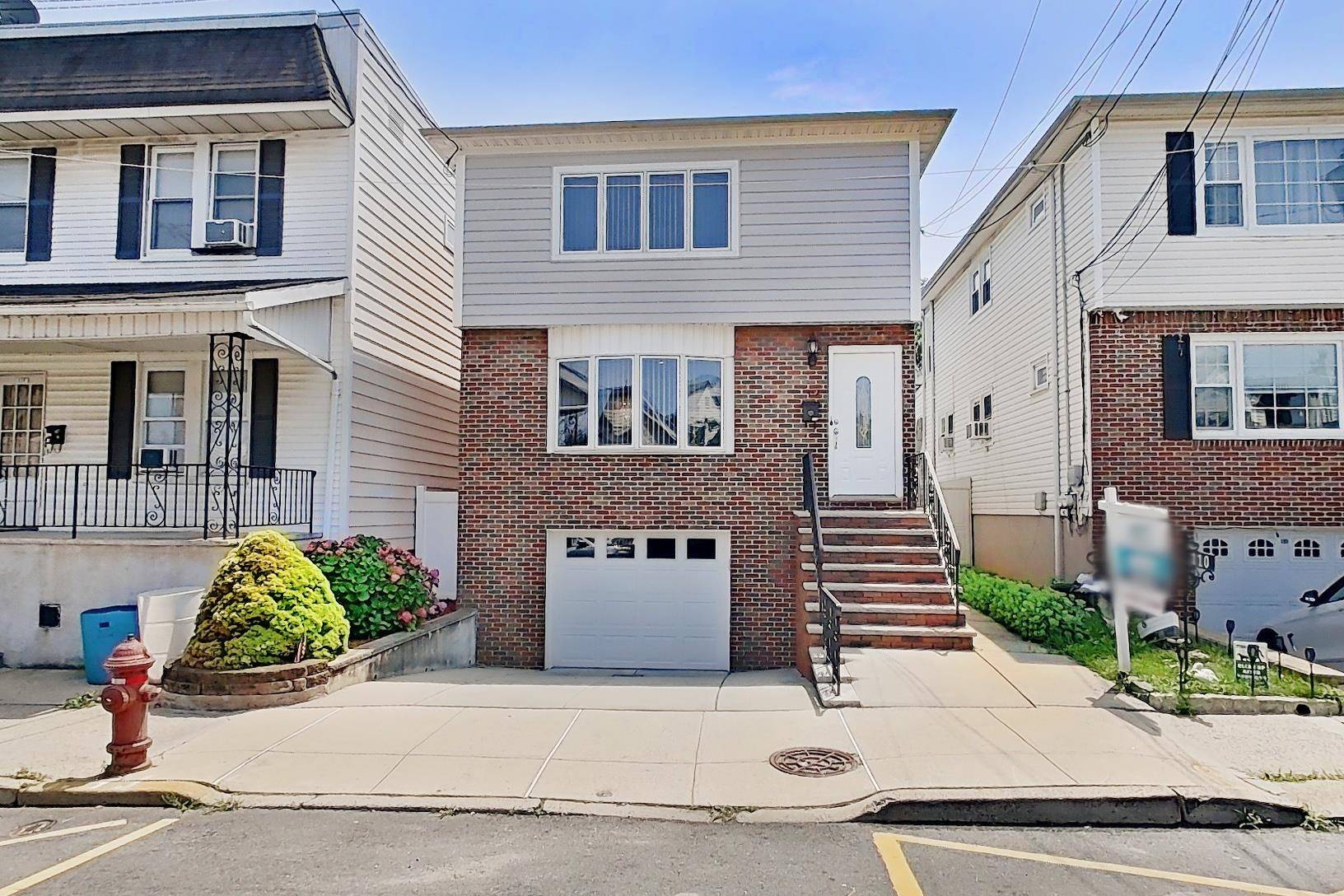 Kearny, NJ 07032,112 DEVON TERRACE