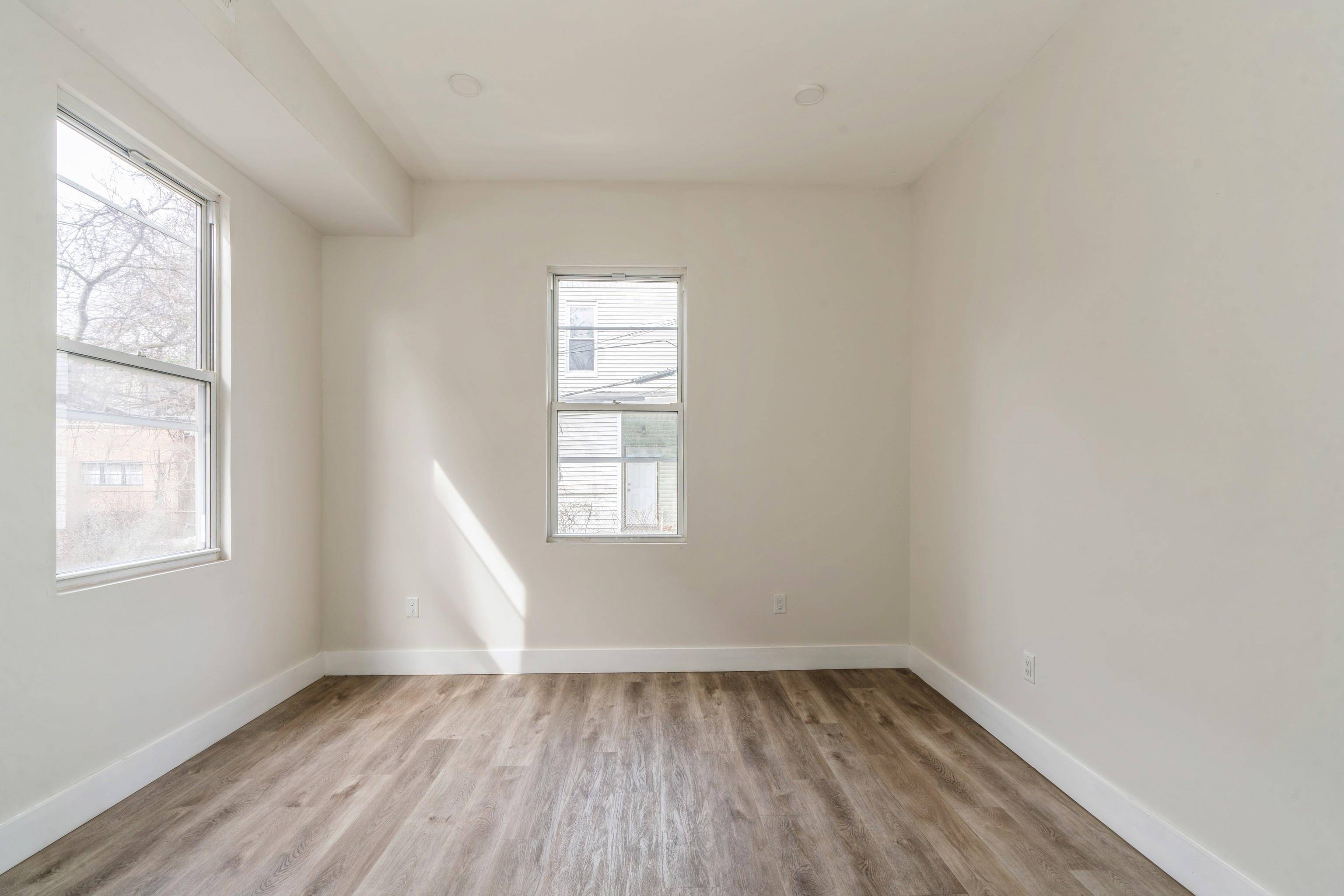 Jc Bergen-lafayett, NJ 07305,163-165 CLERK ST  #1,2,3,4