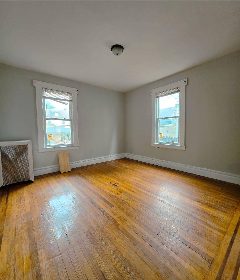 Newark, NJ 07112,205-207 CHANCELLOR AVE