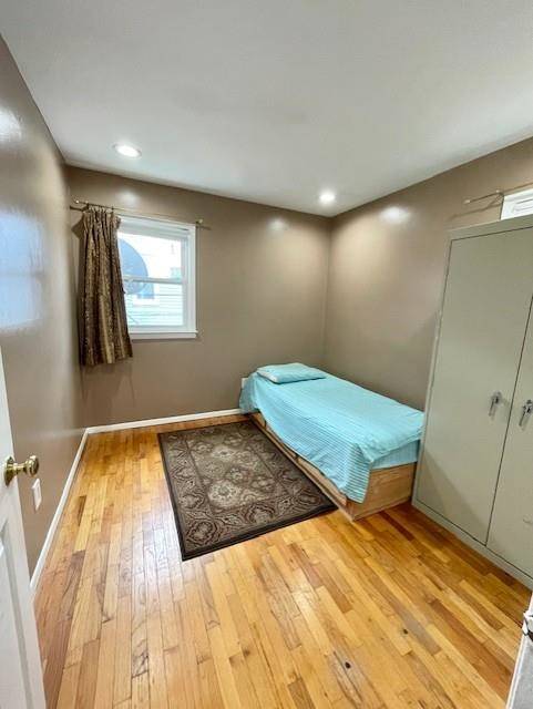 Jc Heights, NJ 07307,823 SECAUCUS RD  #2