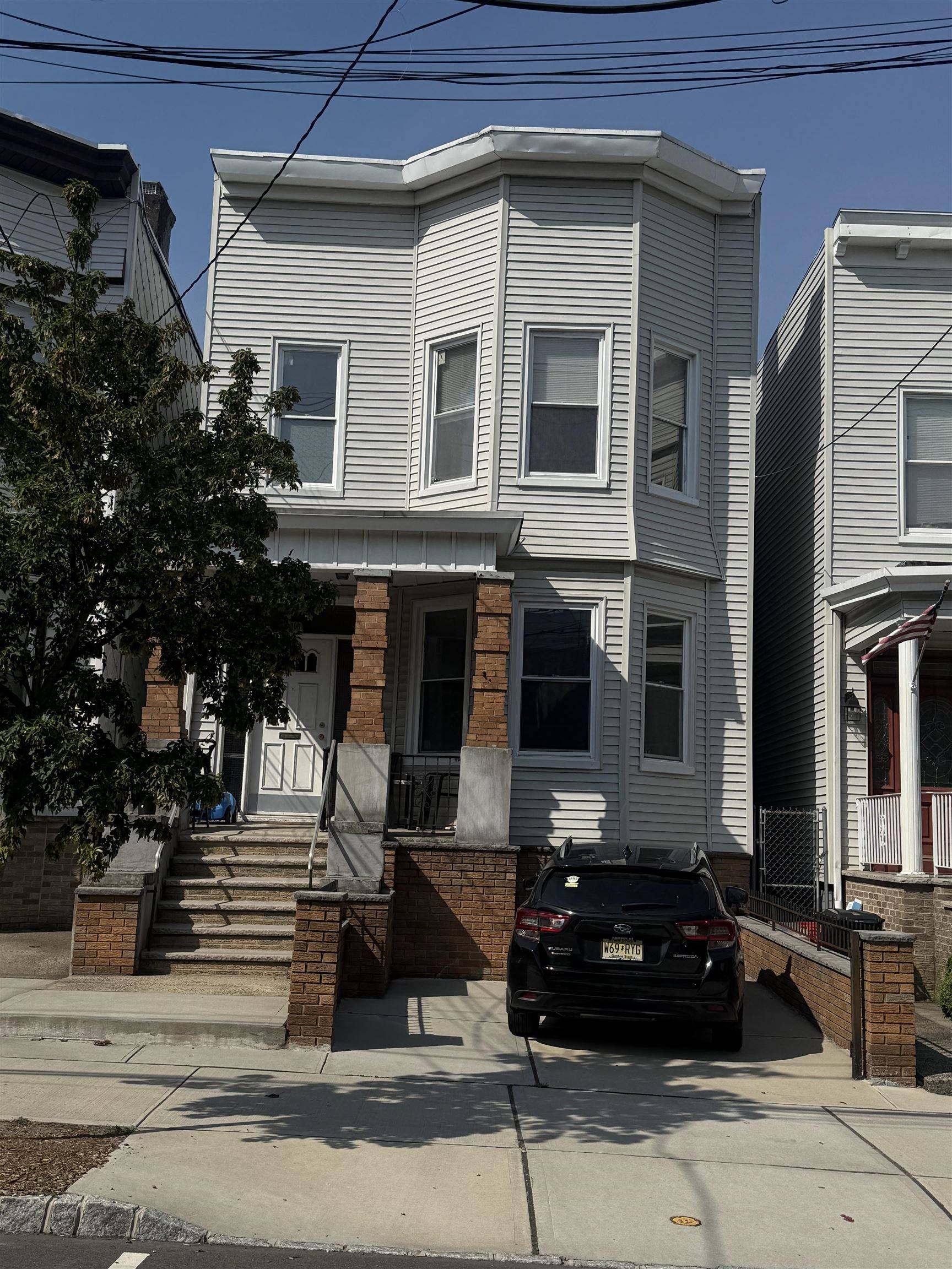Weehawken, NJ 07086,108 SHIPPEN ST  #2