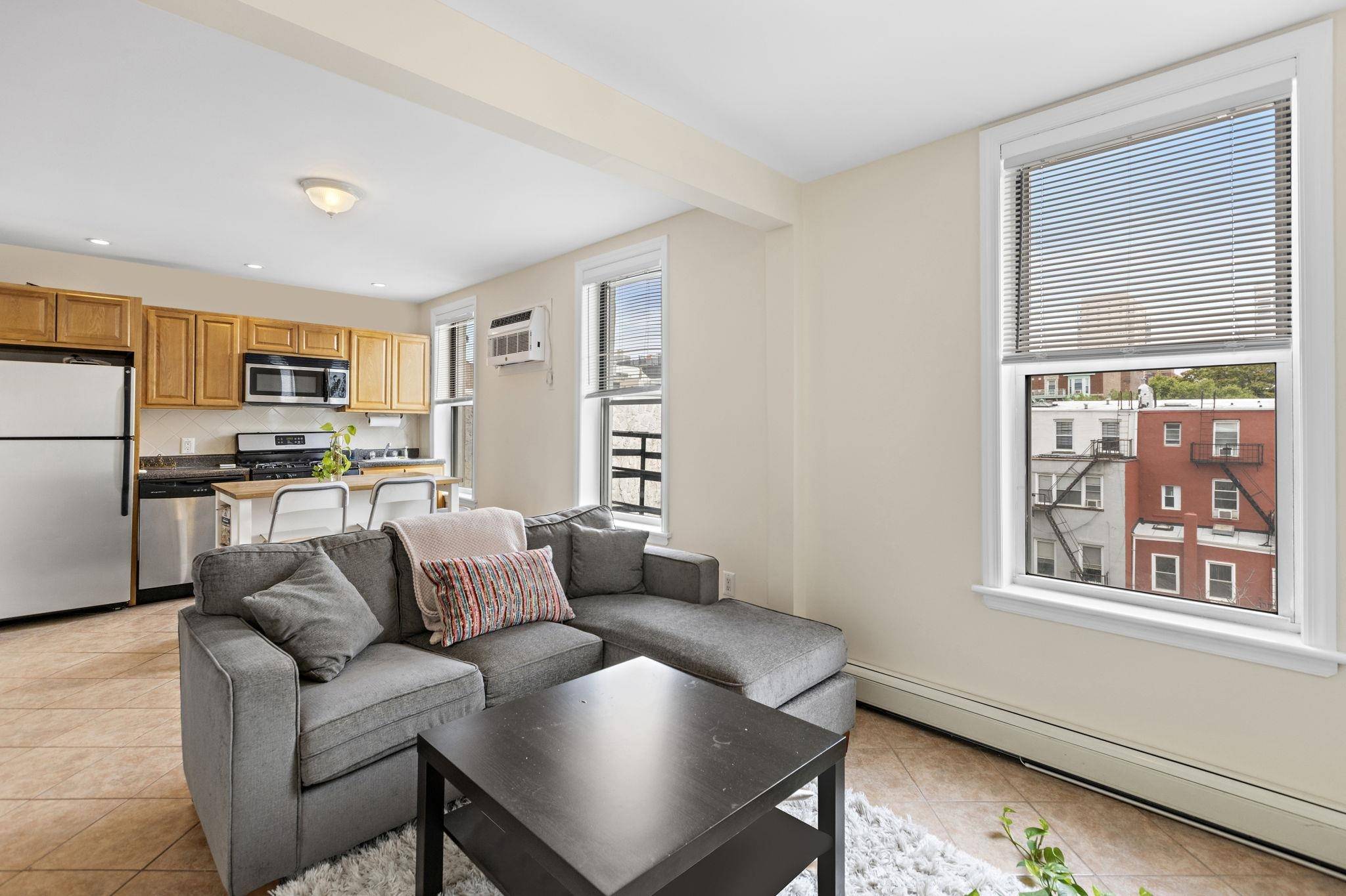 Hoboken, NJ 07030,229 PARK AVE  #4