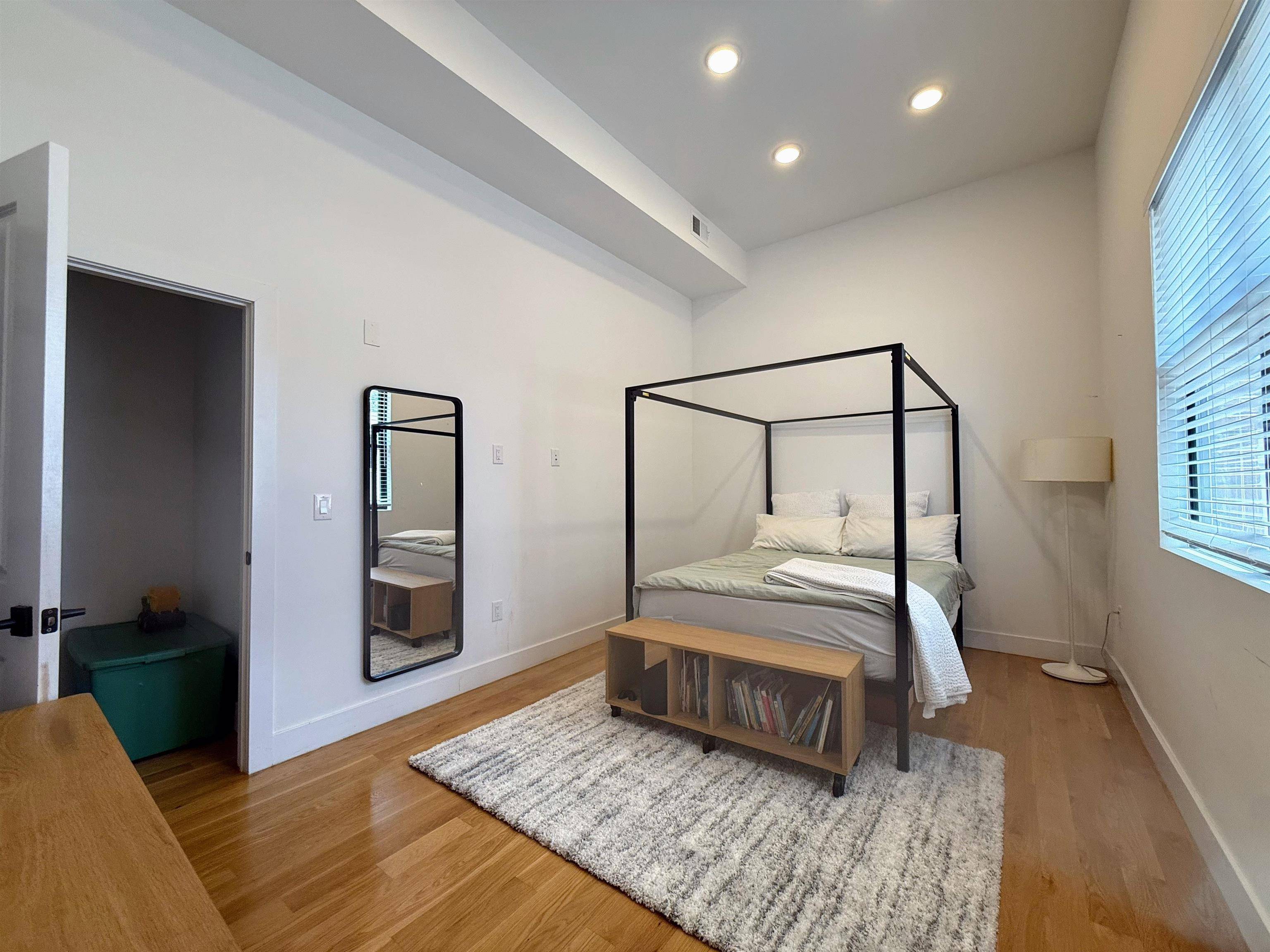 Jc Heights, NJ 07307,78 PATERSON ST  #2