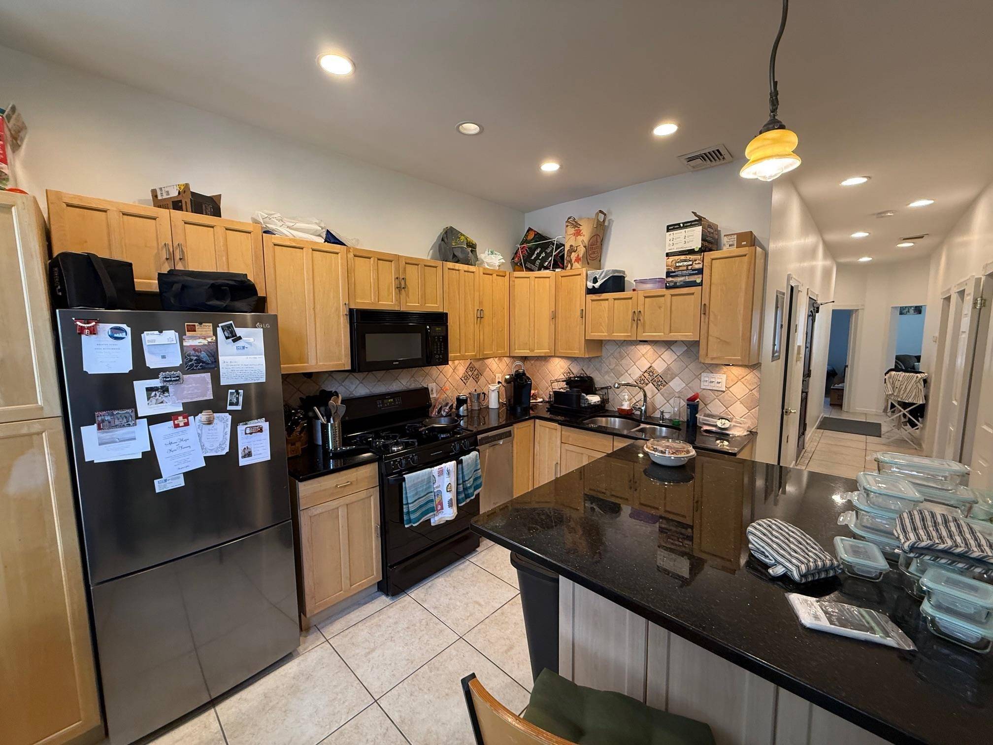 Jc Heights, NJ 07307,169 OGDEN AVE  #3