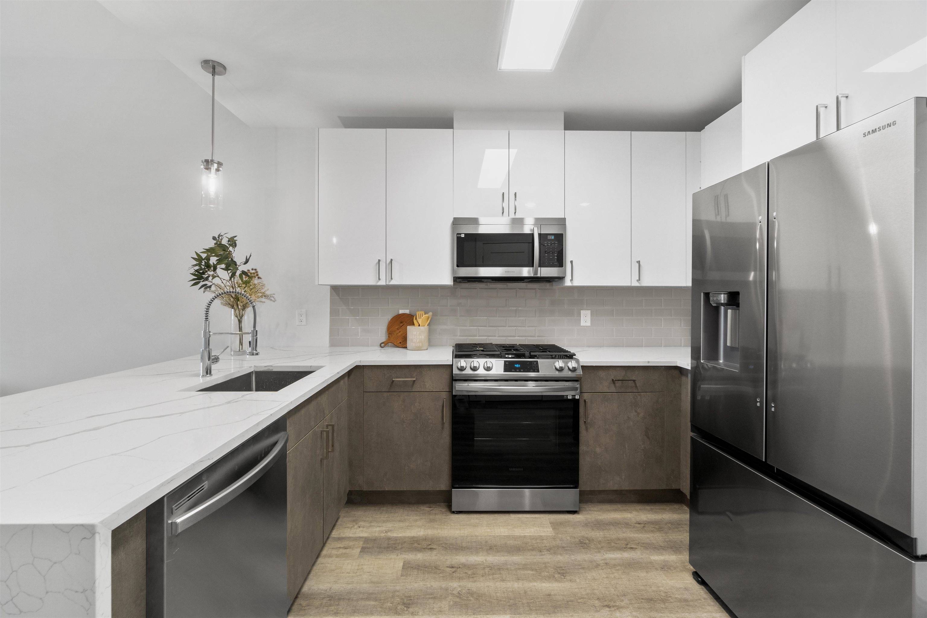 Jc Bergen-lafayett, NJ 07304,412 WHITON ST  #602
