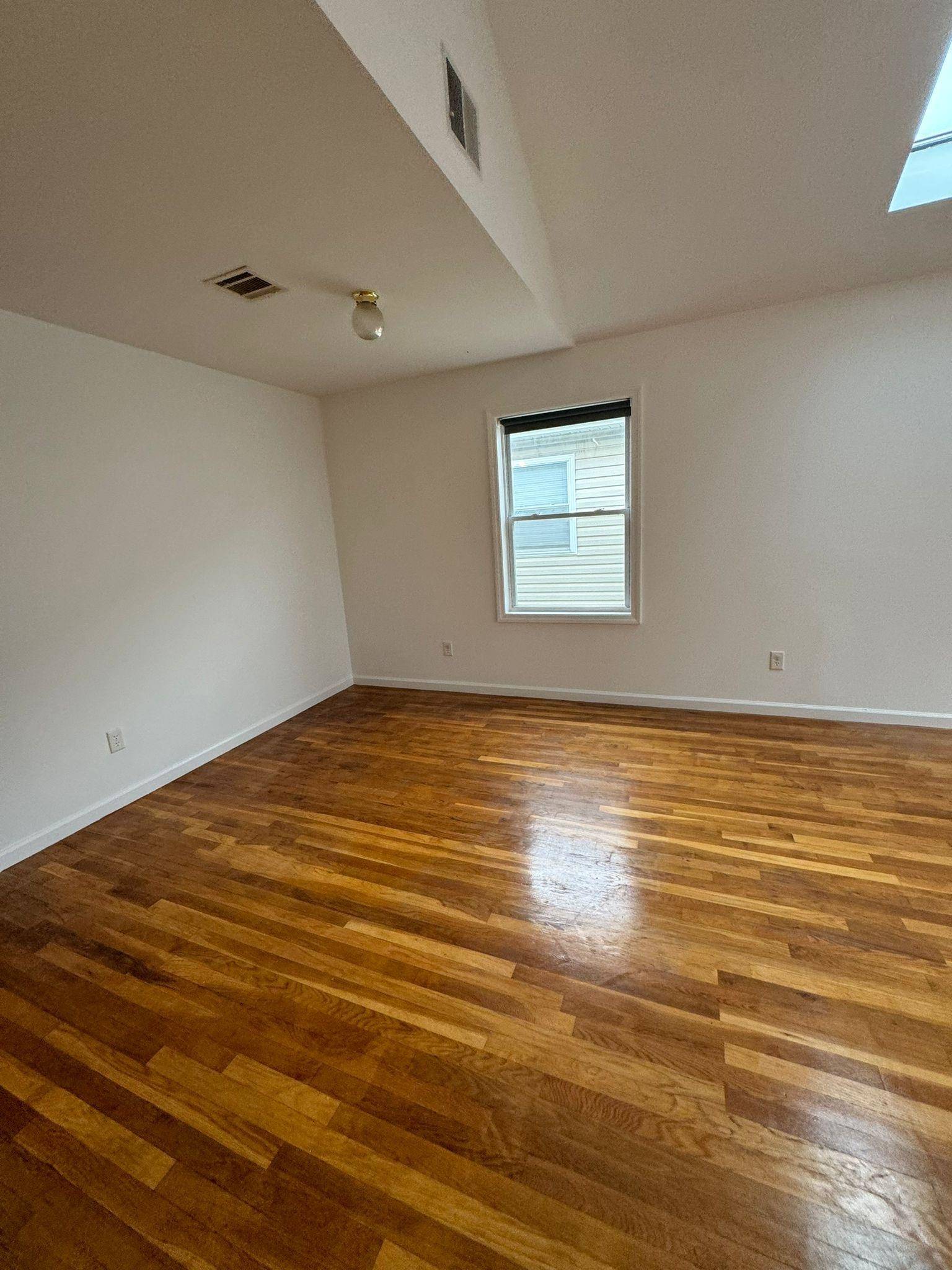 Jc Bergen-lafayett, NJ 07305,29 BOSTWICK AVE  #2