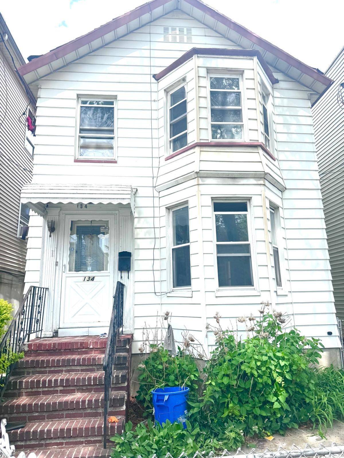 Jc West Bergen, NJ 07304,134 BOYD AVE  #1