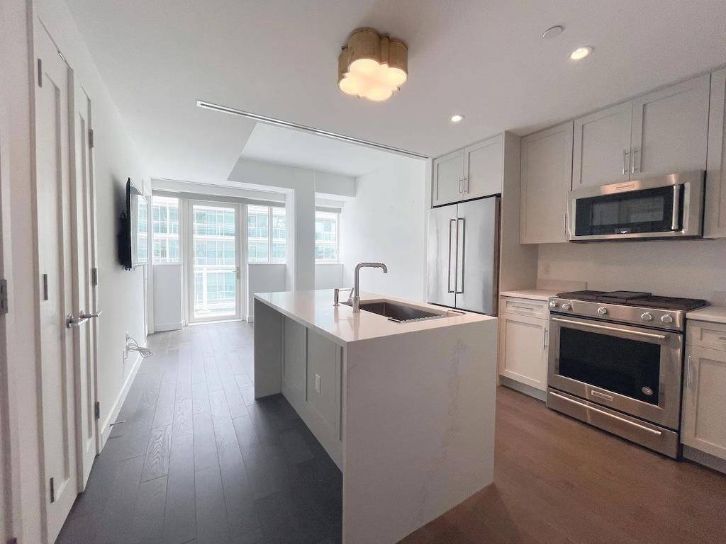 Weehawken, NJ 07086,800 AVENUE AT PORT IMPERIAL  #717